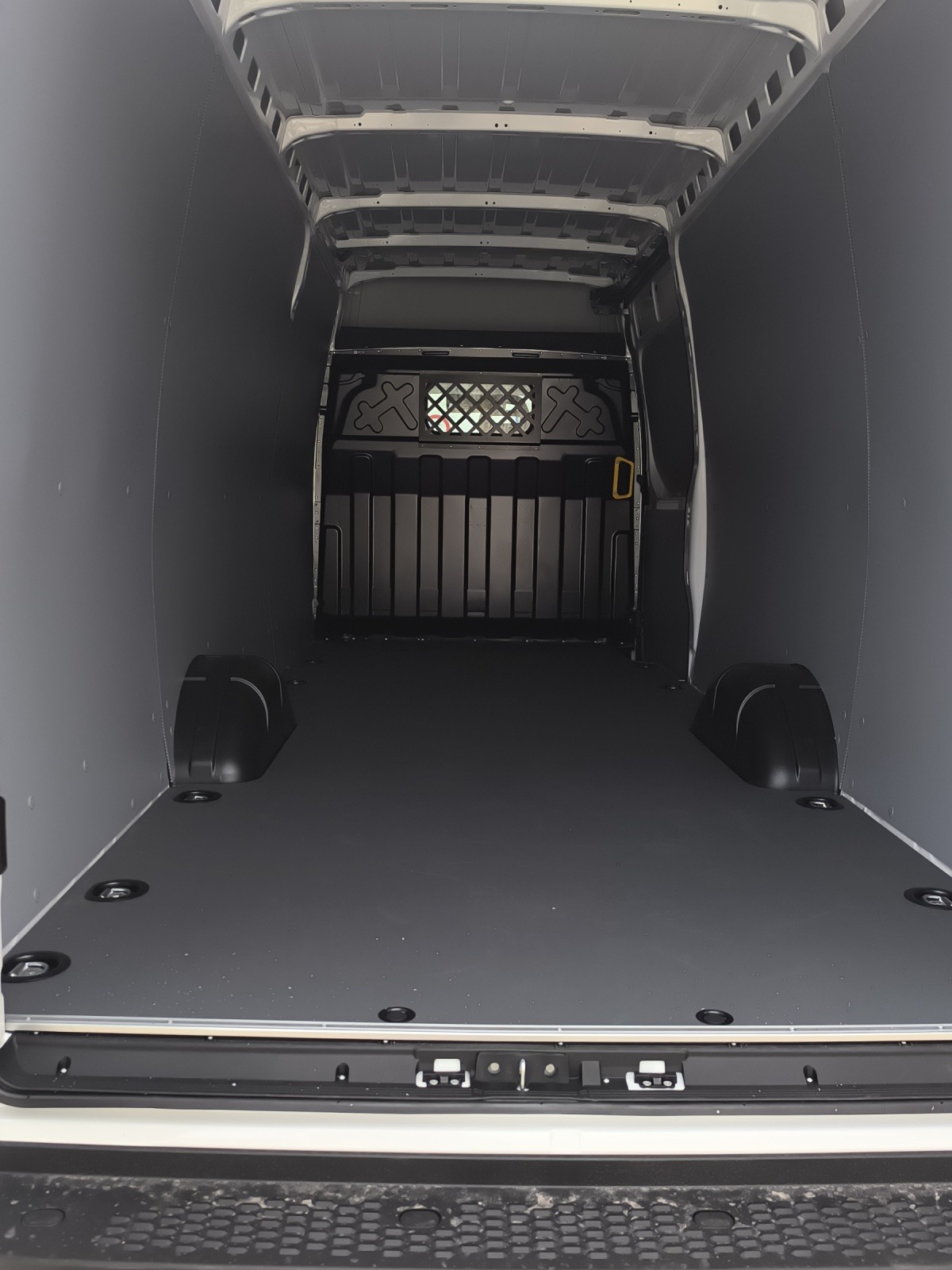 IVECO 35S 16V Hi Matic 8 Gang EXTRA LANG NEUWAGEN-image-7