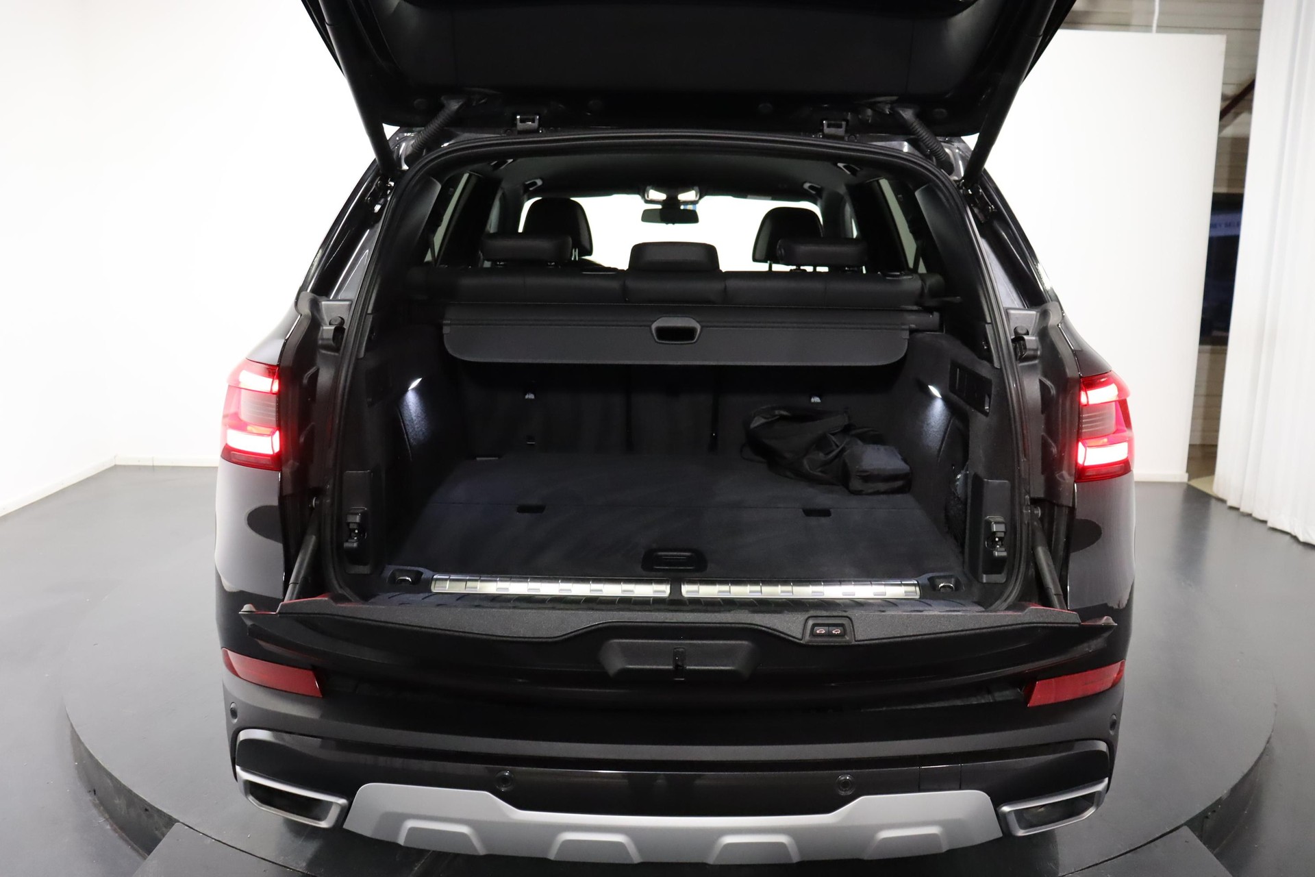 BMW X5 45e xDrive-image-5