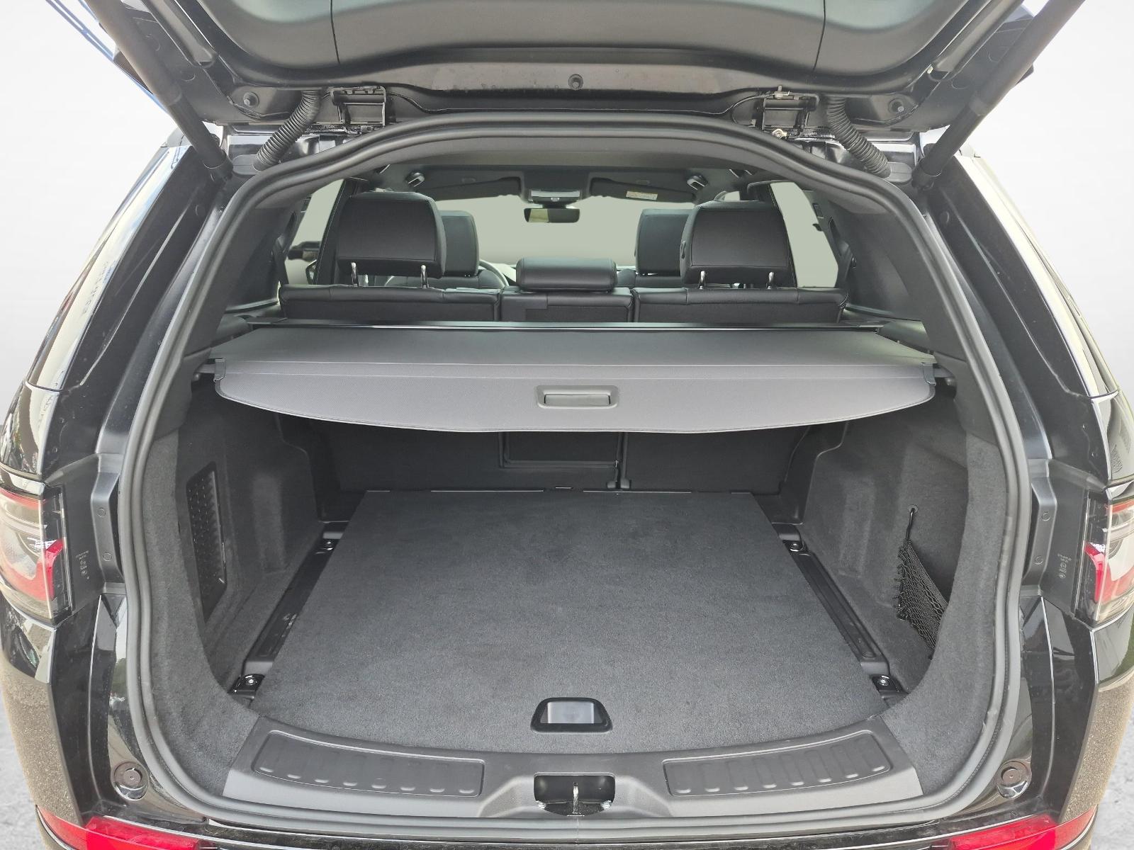 LAND ROVER Discovery Sport 1.5 T 270e Landmark-image-12