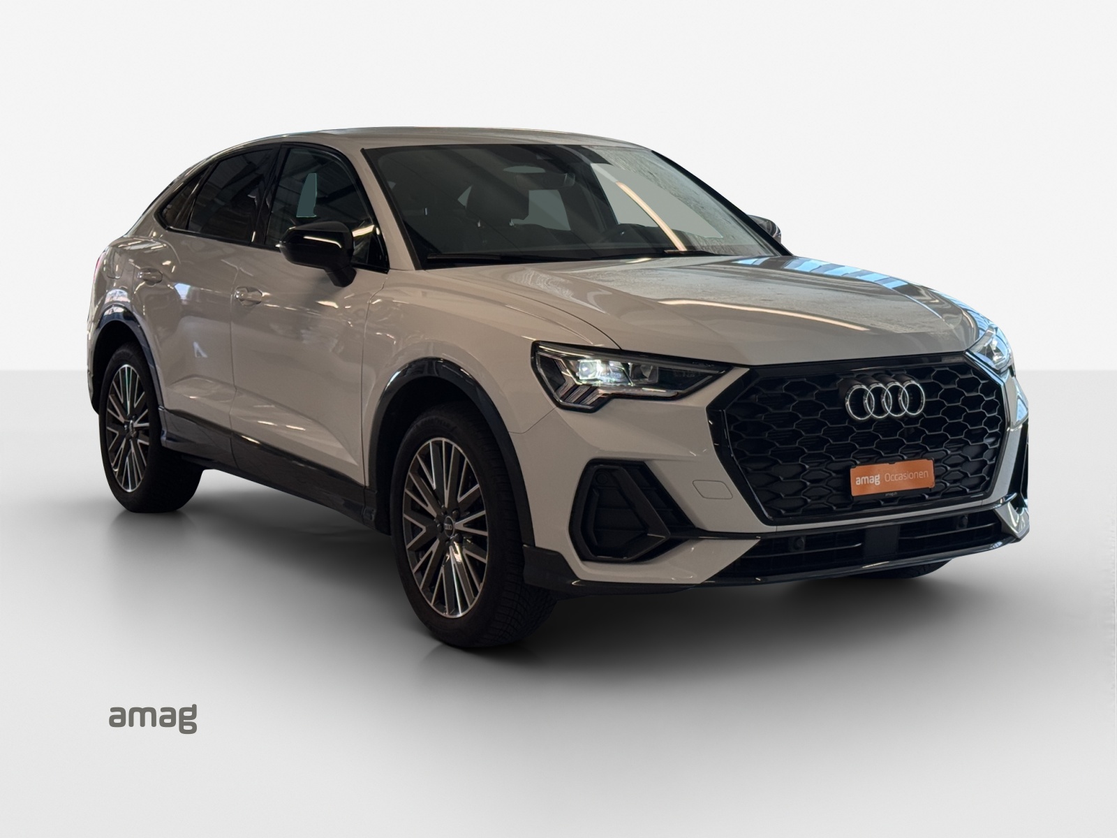 AUDI Q3 Sportback 35 TFSI S line S-tronic-image-5