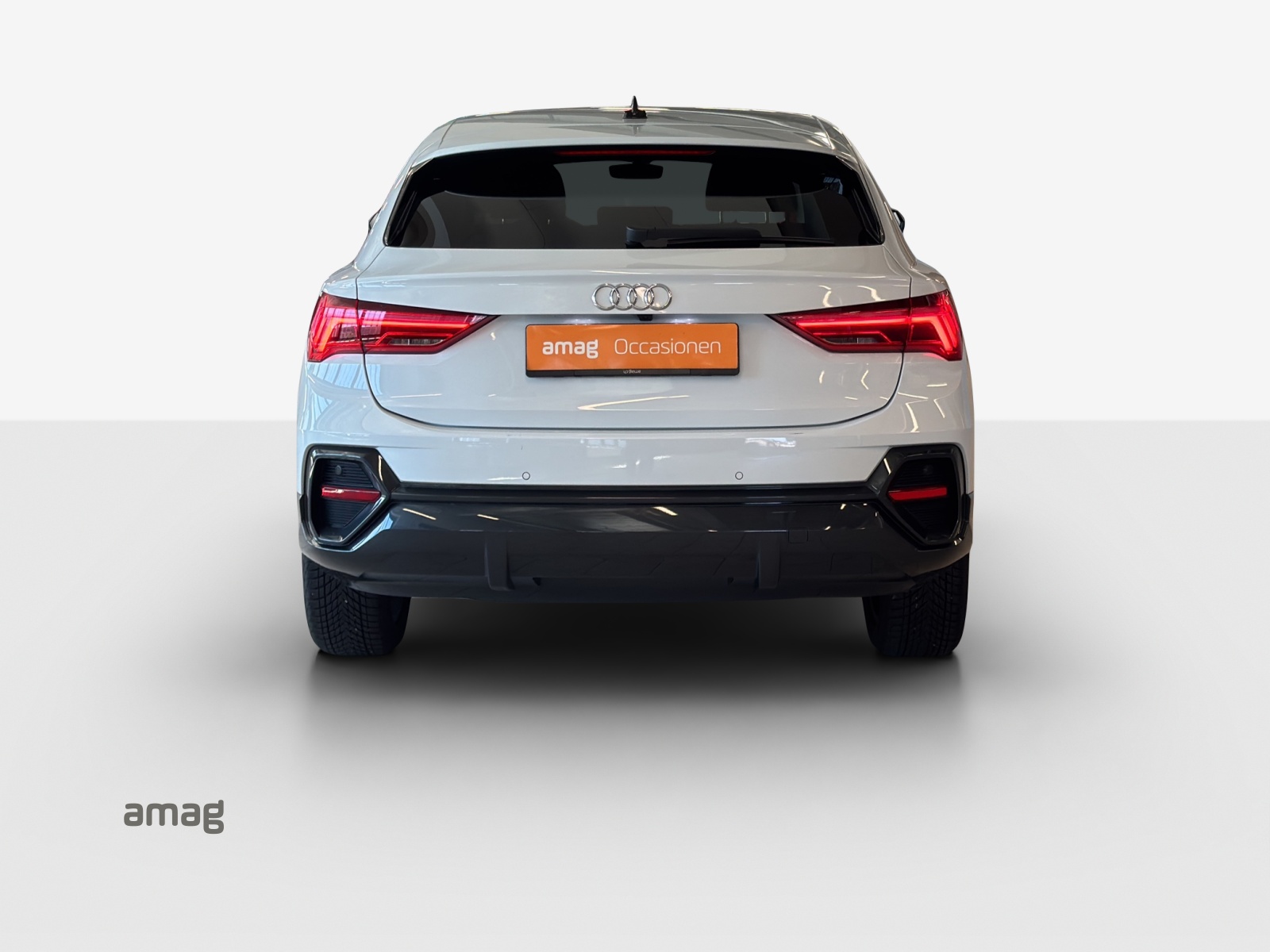 AUDI Q3 Sportback 35 TFSI S line S-tronic-image-3