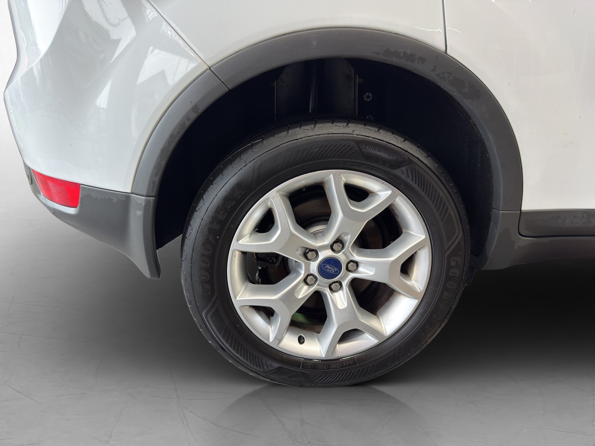 FORD Kuga 2.0 TDCi Carving 4WD-image-9