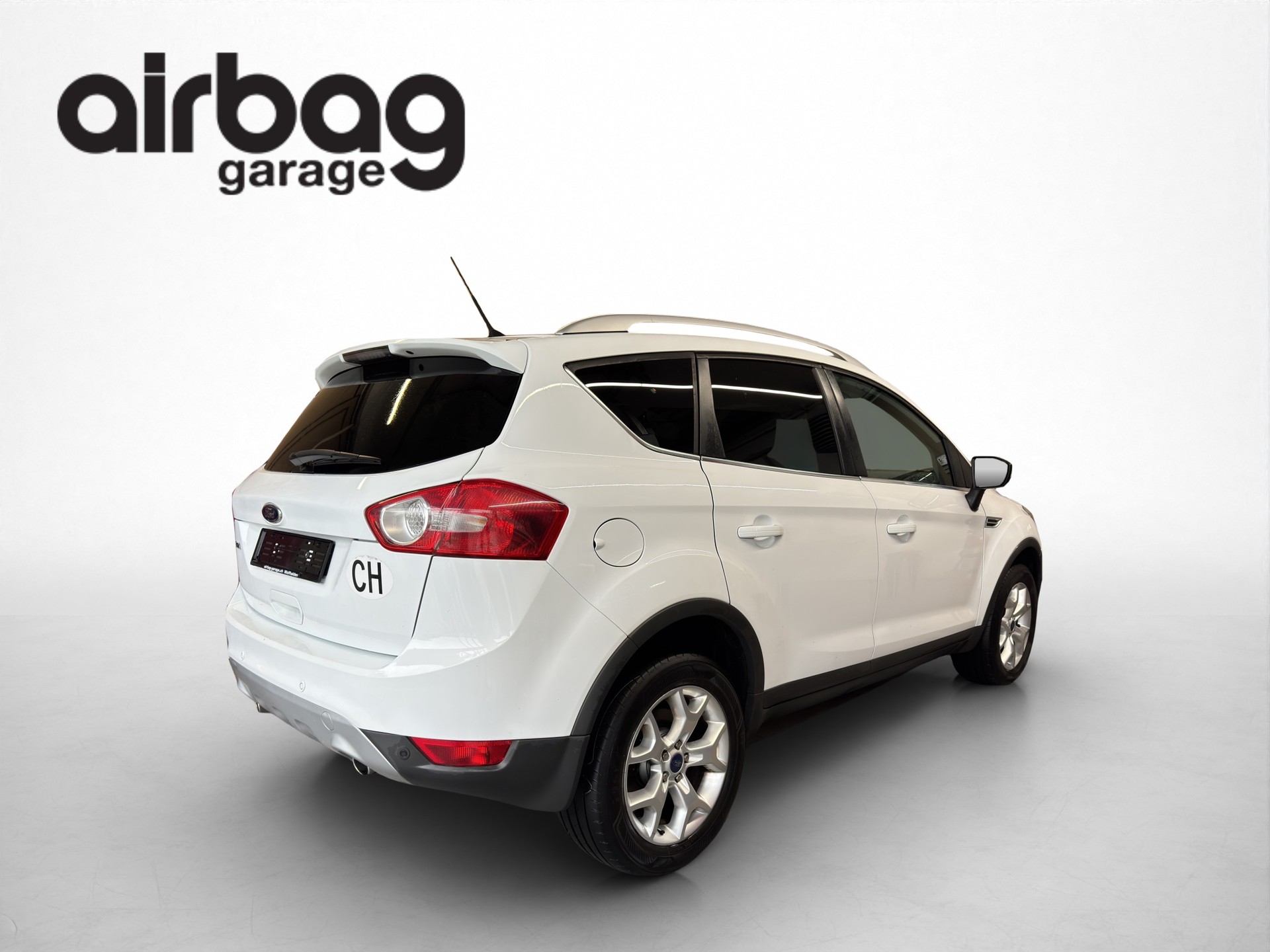 FORD Kuga 2.0 TDCi Carving 4WD-image-3