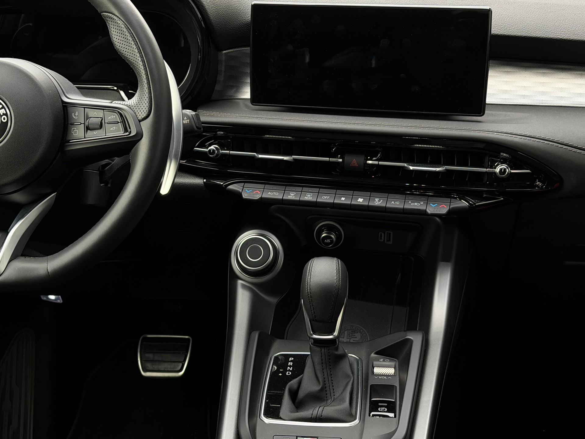 ALFA ROMEO Tonale 1.5 48V Hybrid Super-image-9