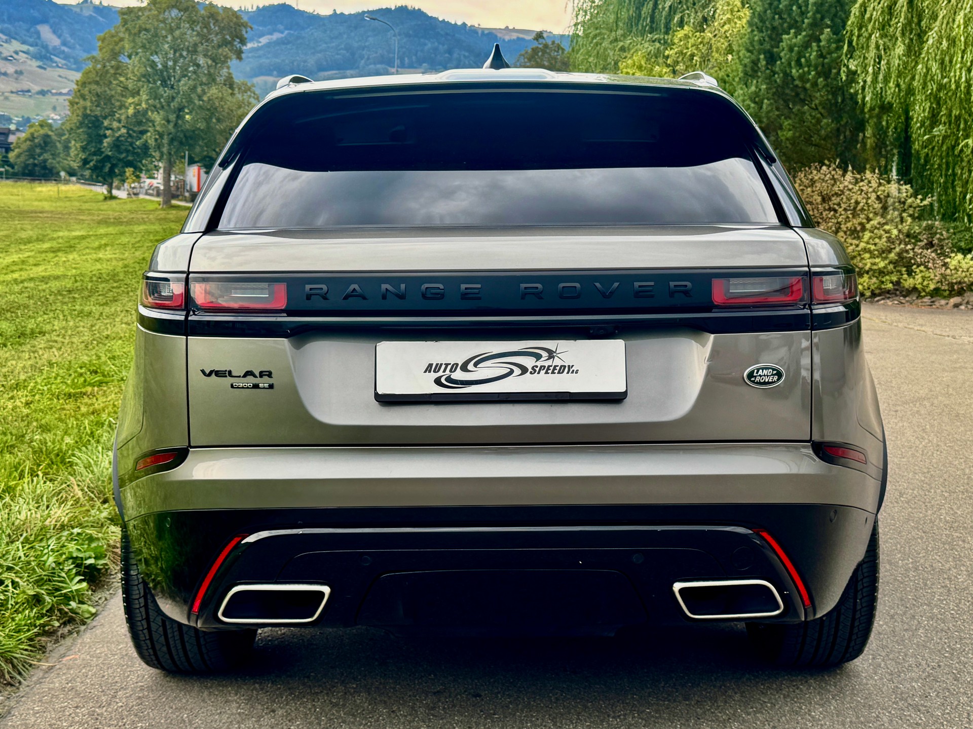 LAND ROVER Range Rover Velar R-Dynamic D 300 HSE Automatic-image-9