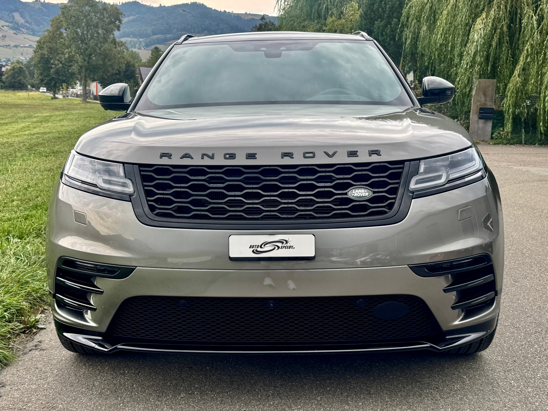 LAND ROVER Range Rover Velar R-Dynamic D 300 HSE Automatic-showroom-element-3