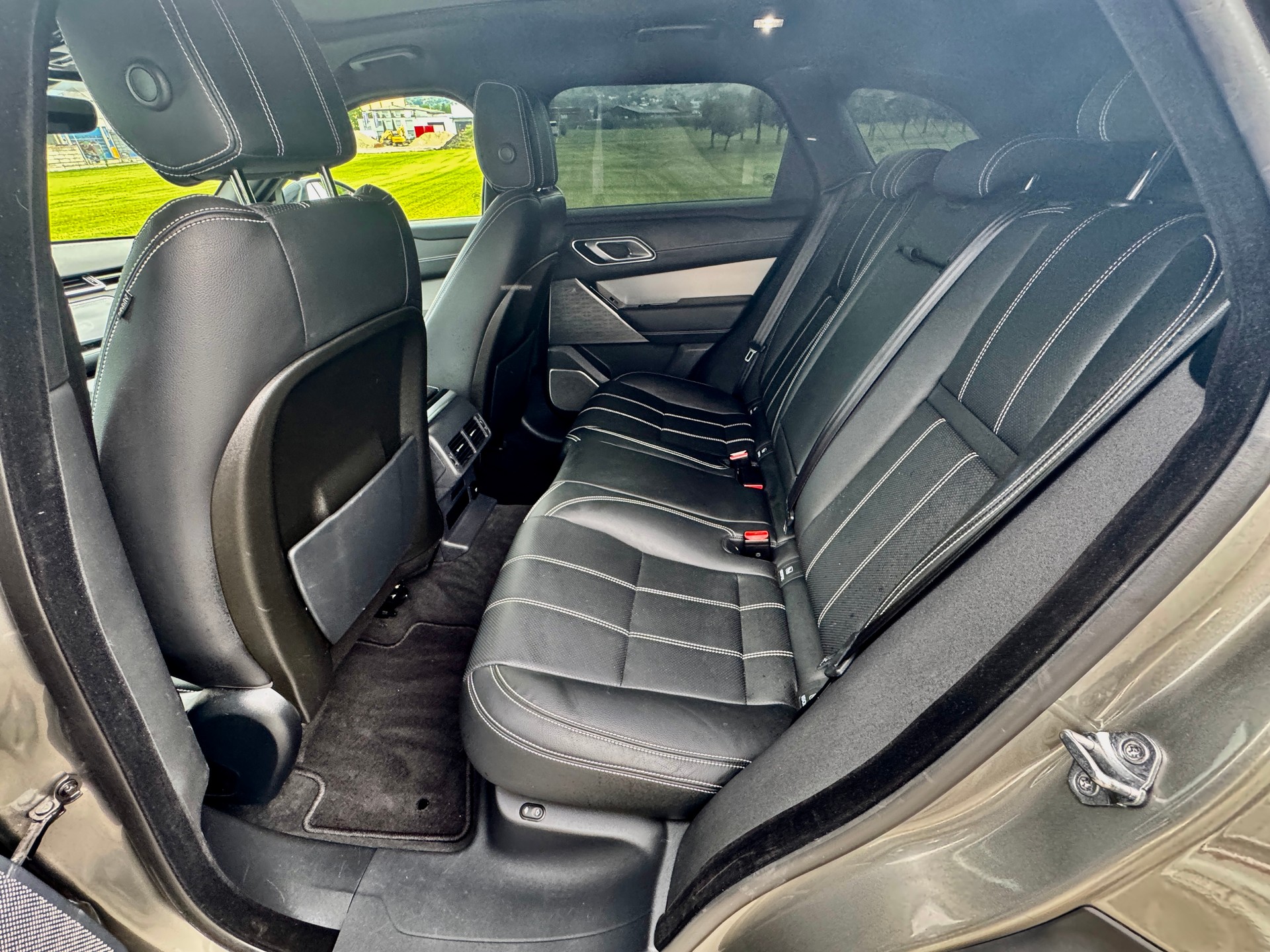 LAND ROVER Range Rover Velar R-Dynamic D 300 HSE Automatic-image-14