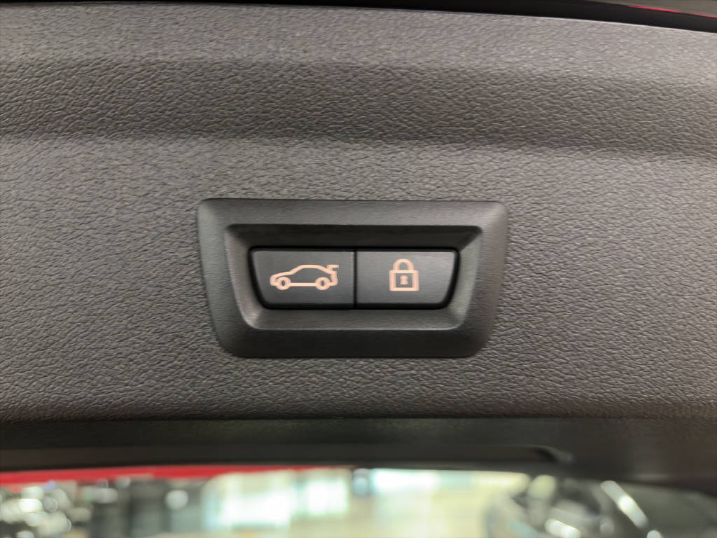 BMW 120d xDrive SAG-image-18