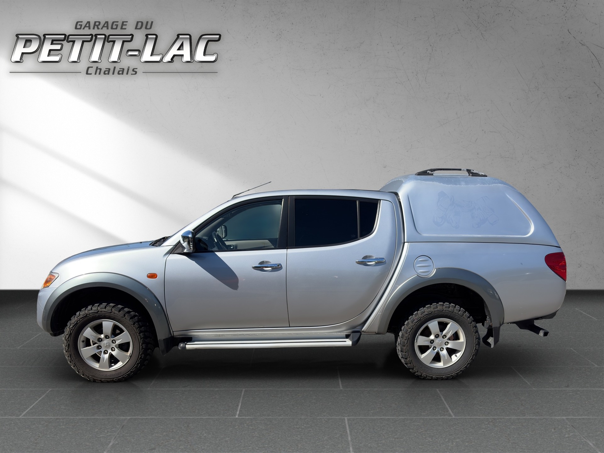 MITSUBISHI L 200 2.5 DID Intense Double Cab-image-2