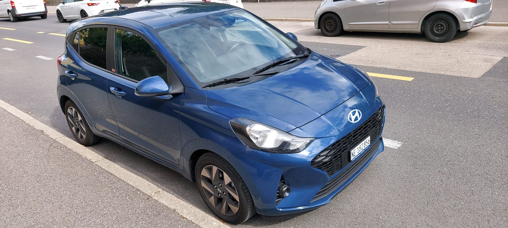 Car photo