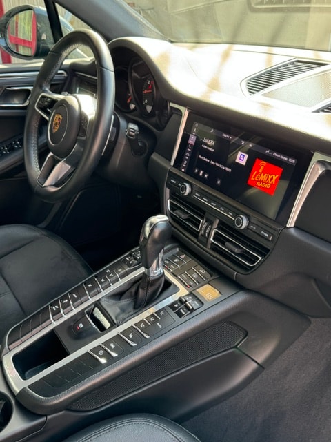 PORSCHE Macan PDK-image-7