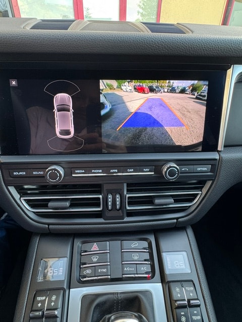 PORSCHE Macan PDK-image-13