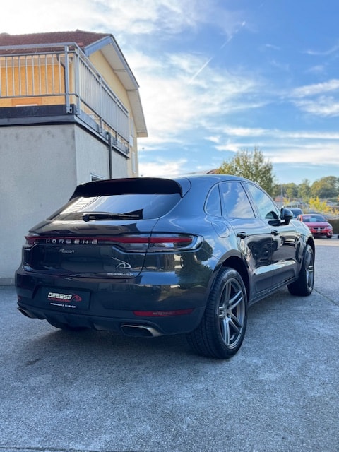 PORSCHE Macan PDK-image-4