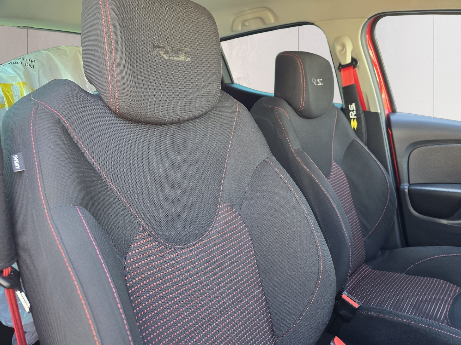 RENAULT Clio 1.6 T RS 200 EDC-image-18