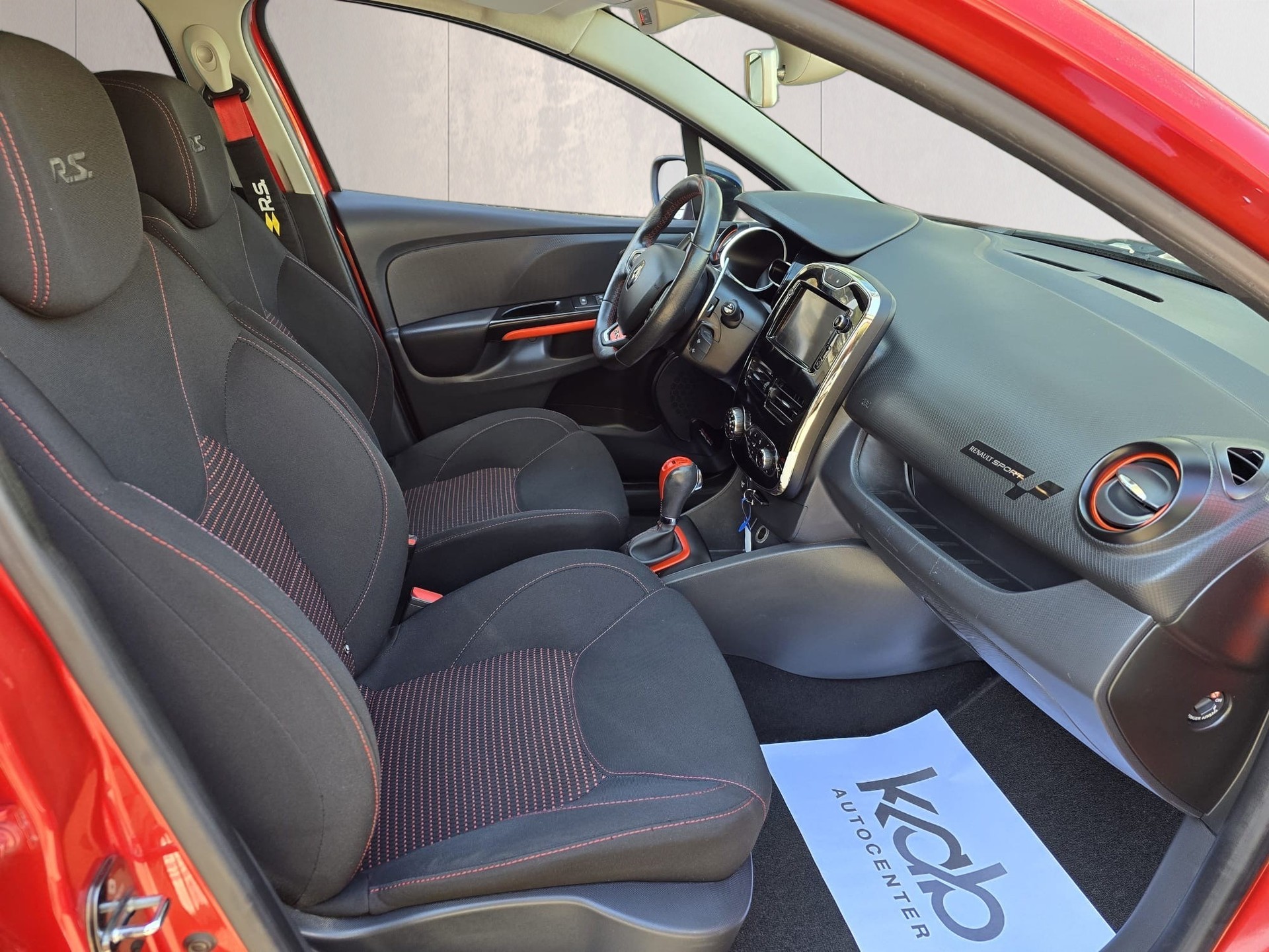 RENAULT Clio 1.6 T RS 200 EDC-image-20