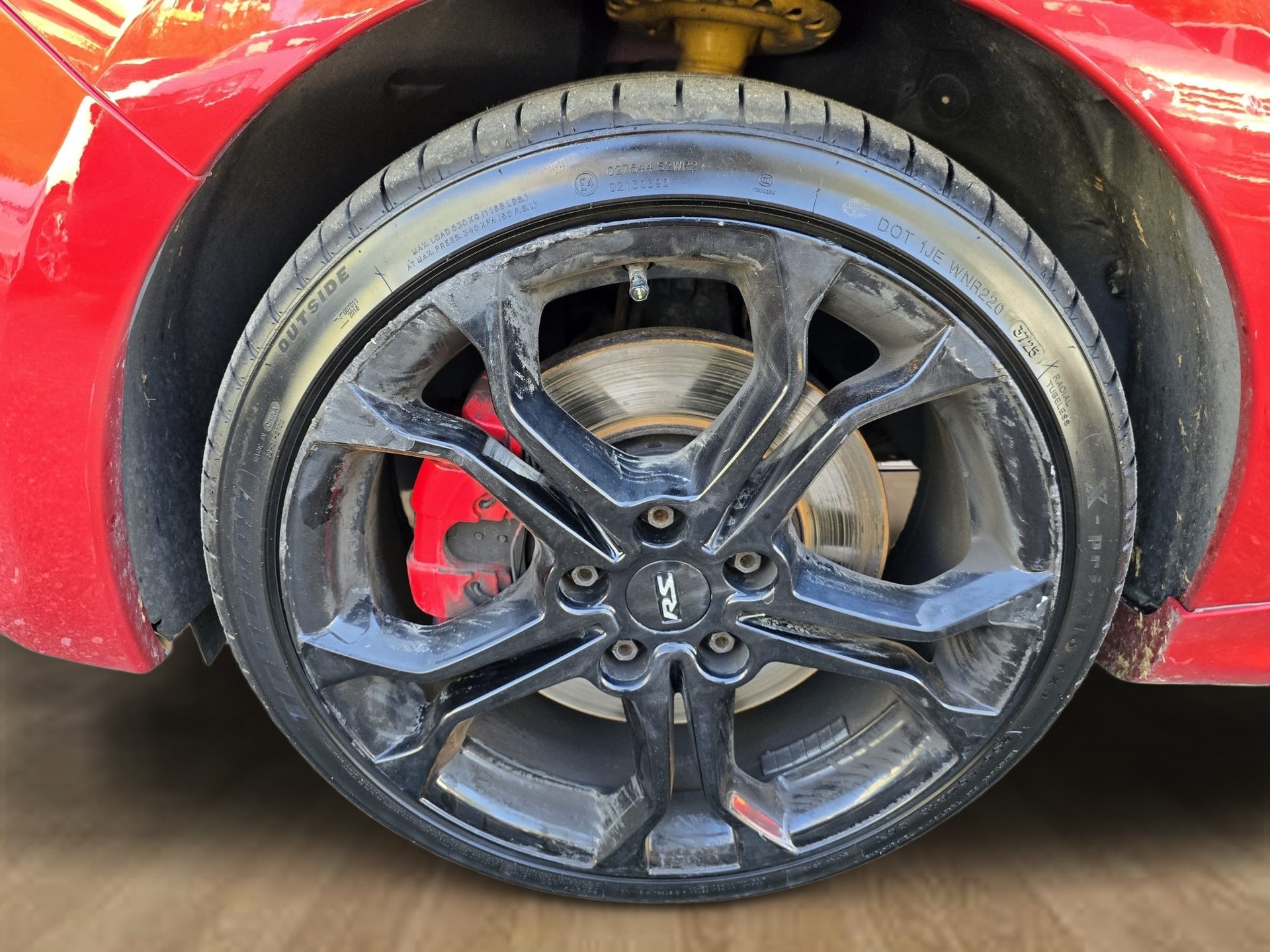 RENAULT Clio 1.6 T RS 200 EDC-image-22