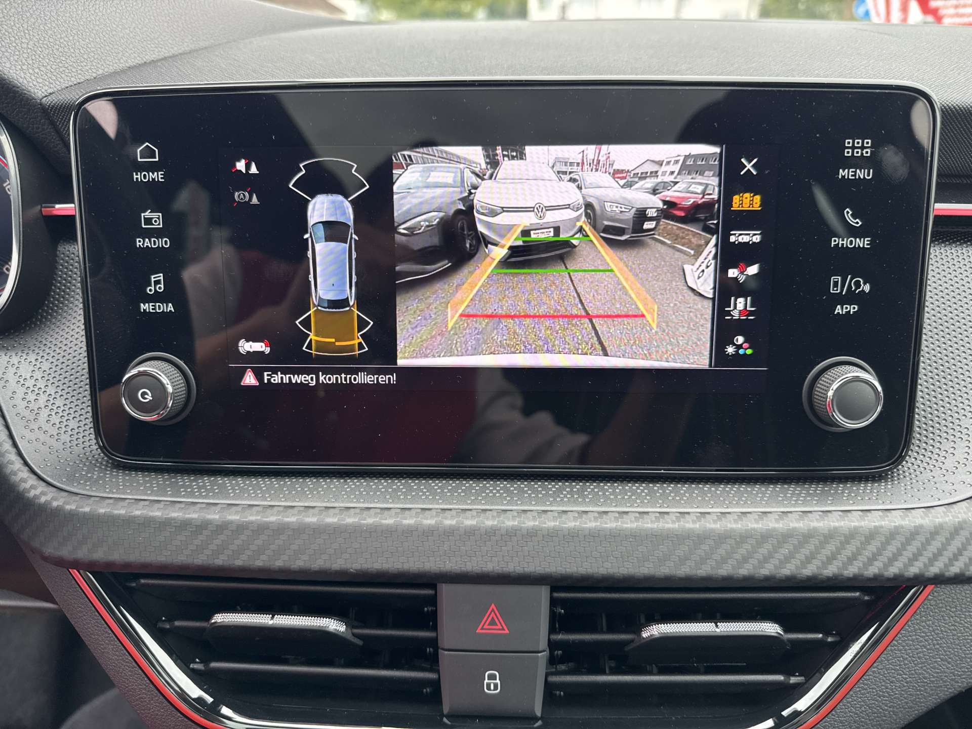 SKODA Scala 1.5 TSi Monte Carlo DSG-Automat-image-9
