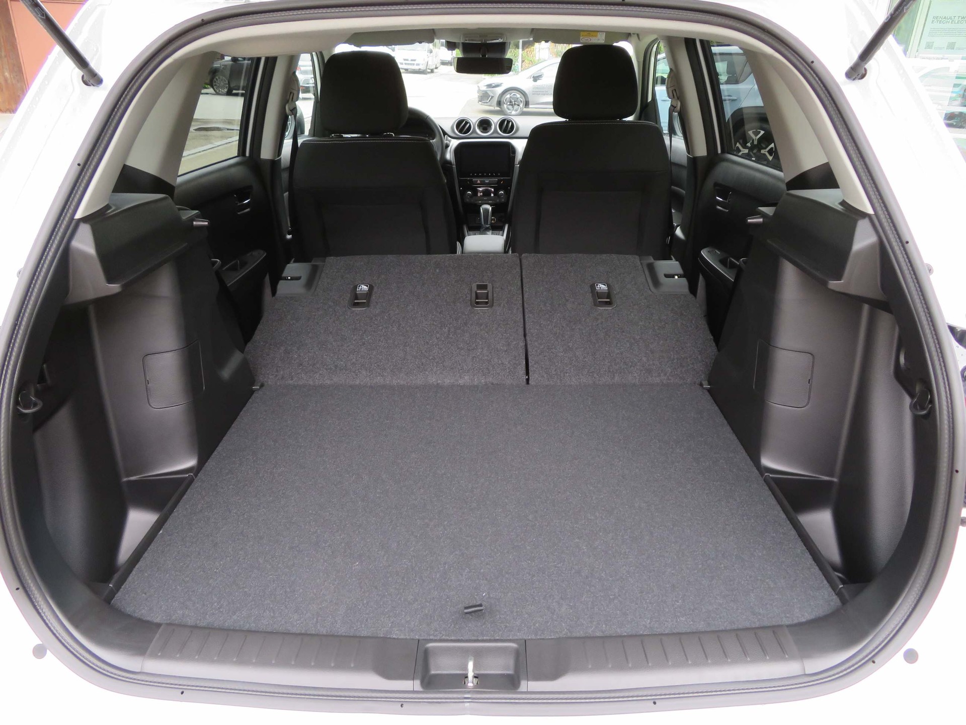 SUZUKI Vitara 1.4 T Compact+ Hybrid 4x4-image-12