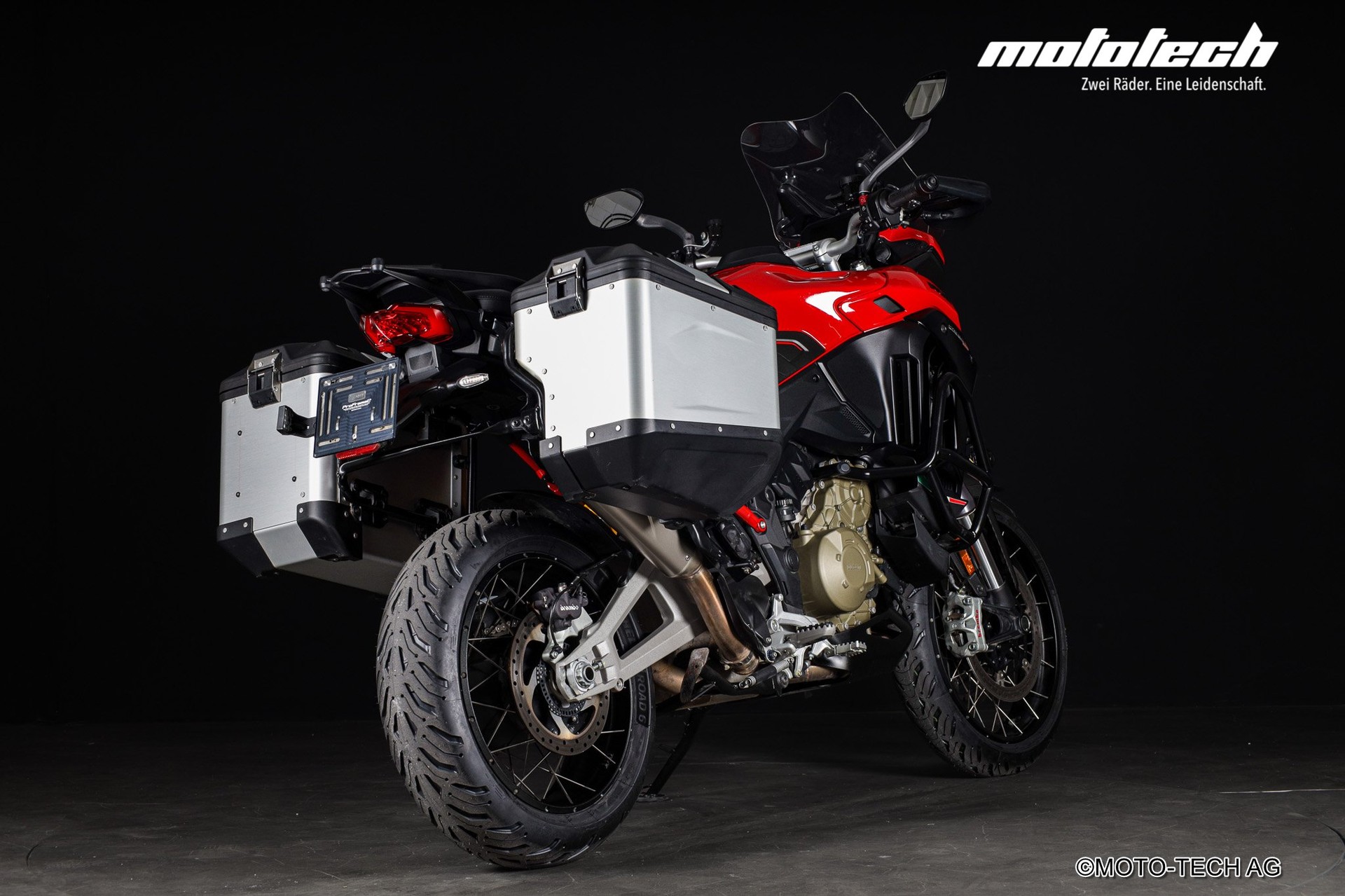DUCATI Multistrada V4 Rally Full Adventure-showroom-element-2