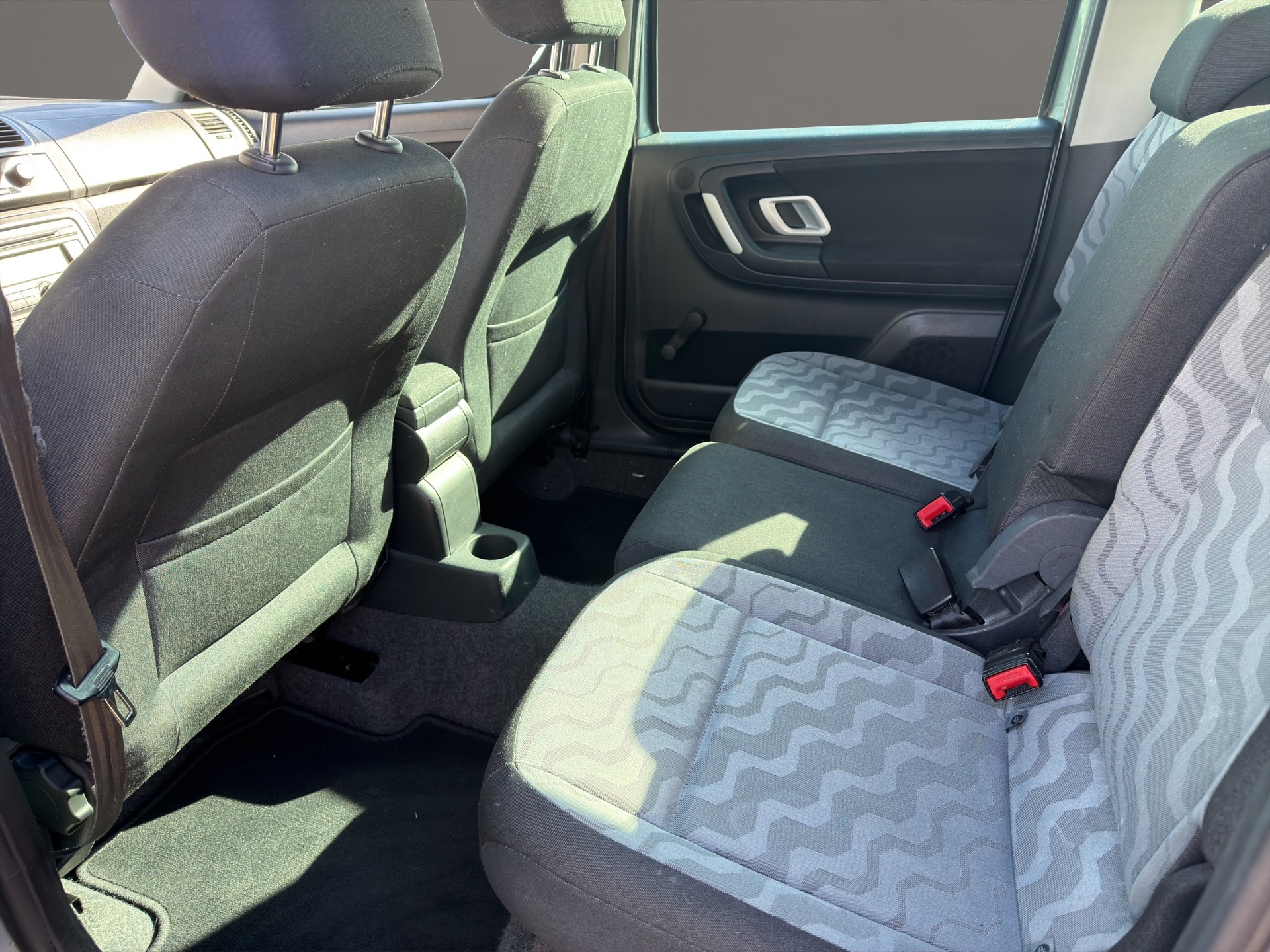 SKODA Roomster 1.2 Entry-image-11