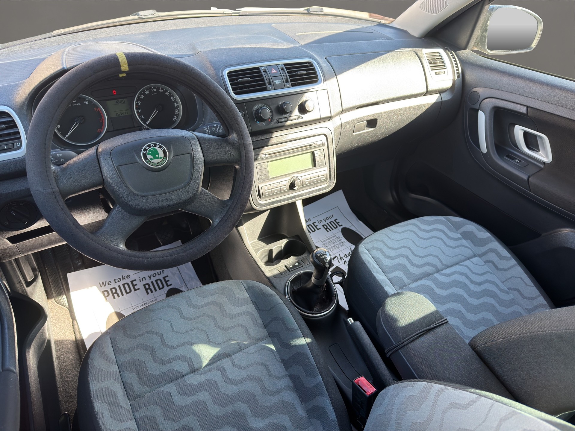SKODA Roomster 1.2 Entry-image-9