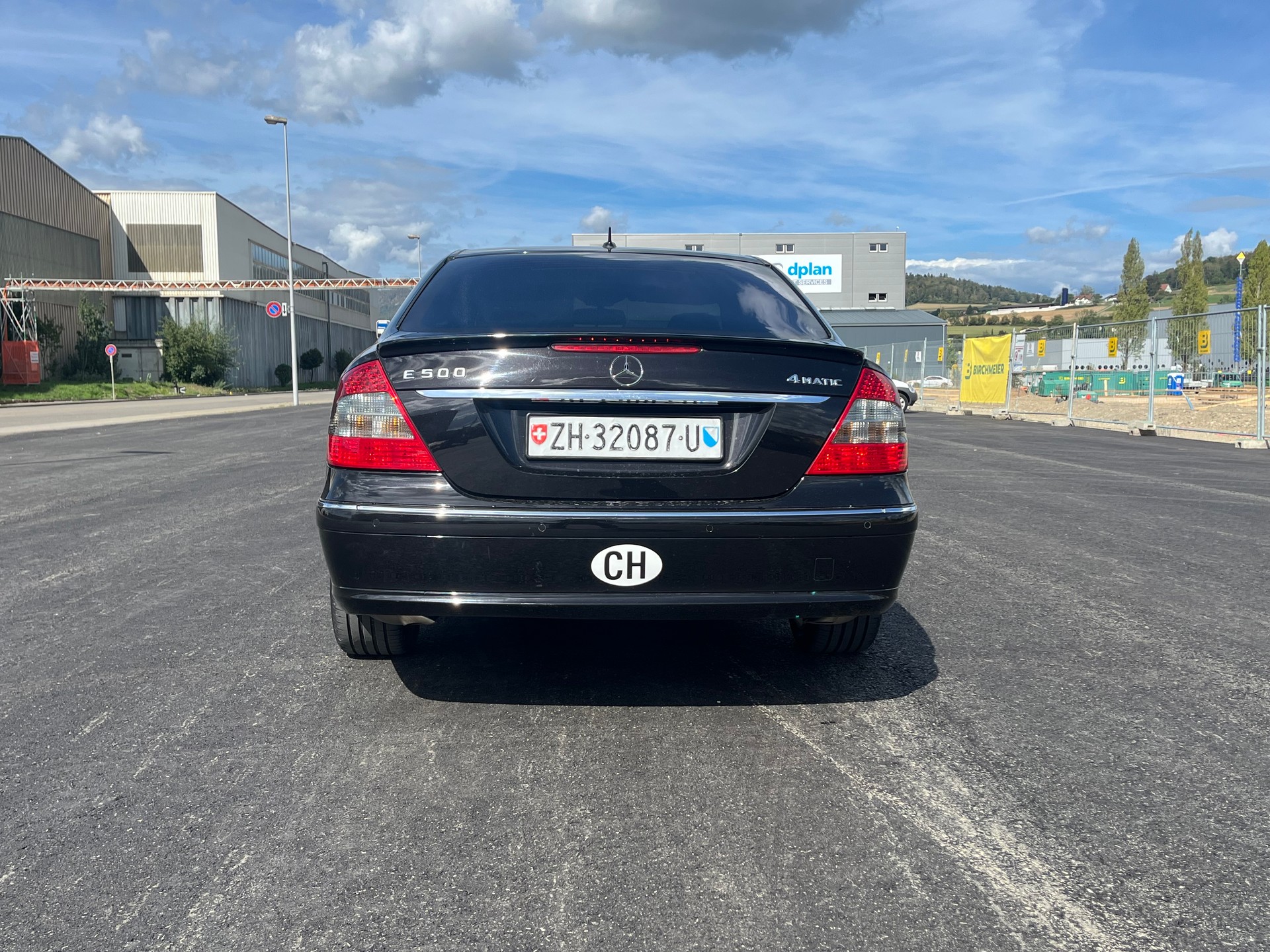 MERCEDES-BENZ E 500 Avantgarde 4Matic Automatic-image-4