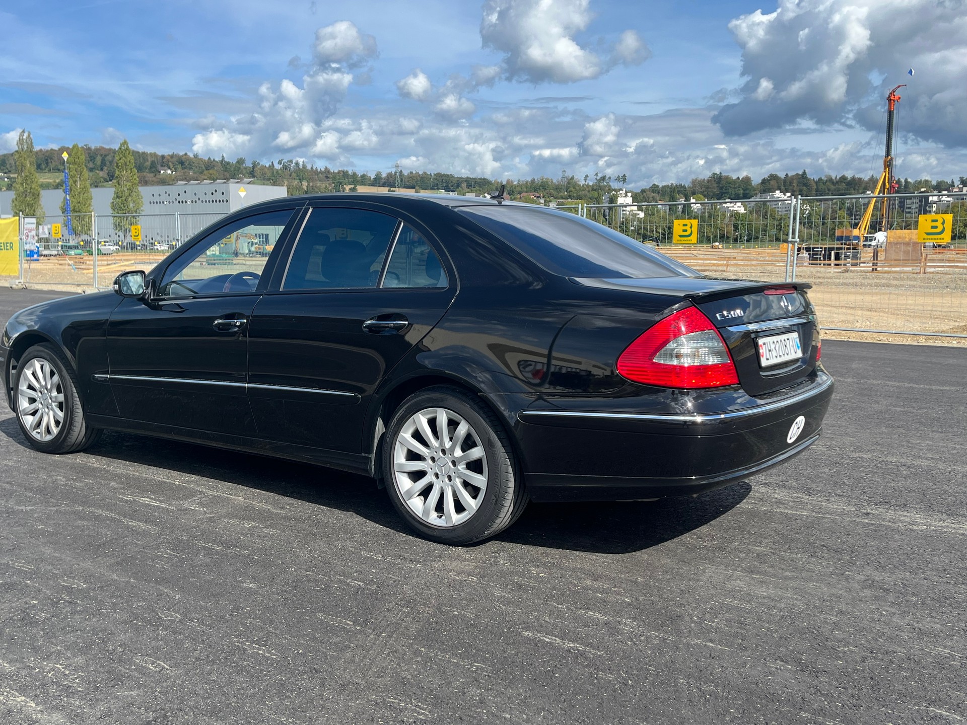 MERCEDES-BENZ E 500 Avantgarde 4Matic Automatic-image-5