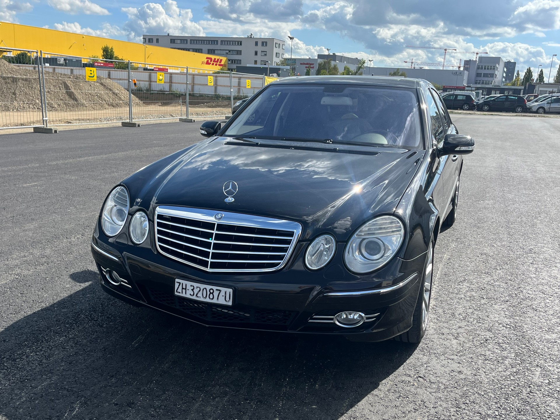 MERCEDES-BENZ E 500 Avantgarde 4Matic Automatic-image-15