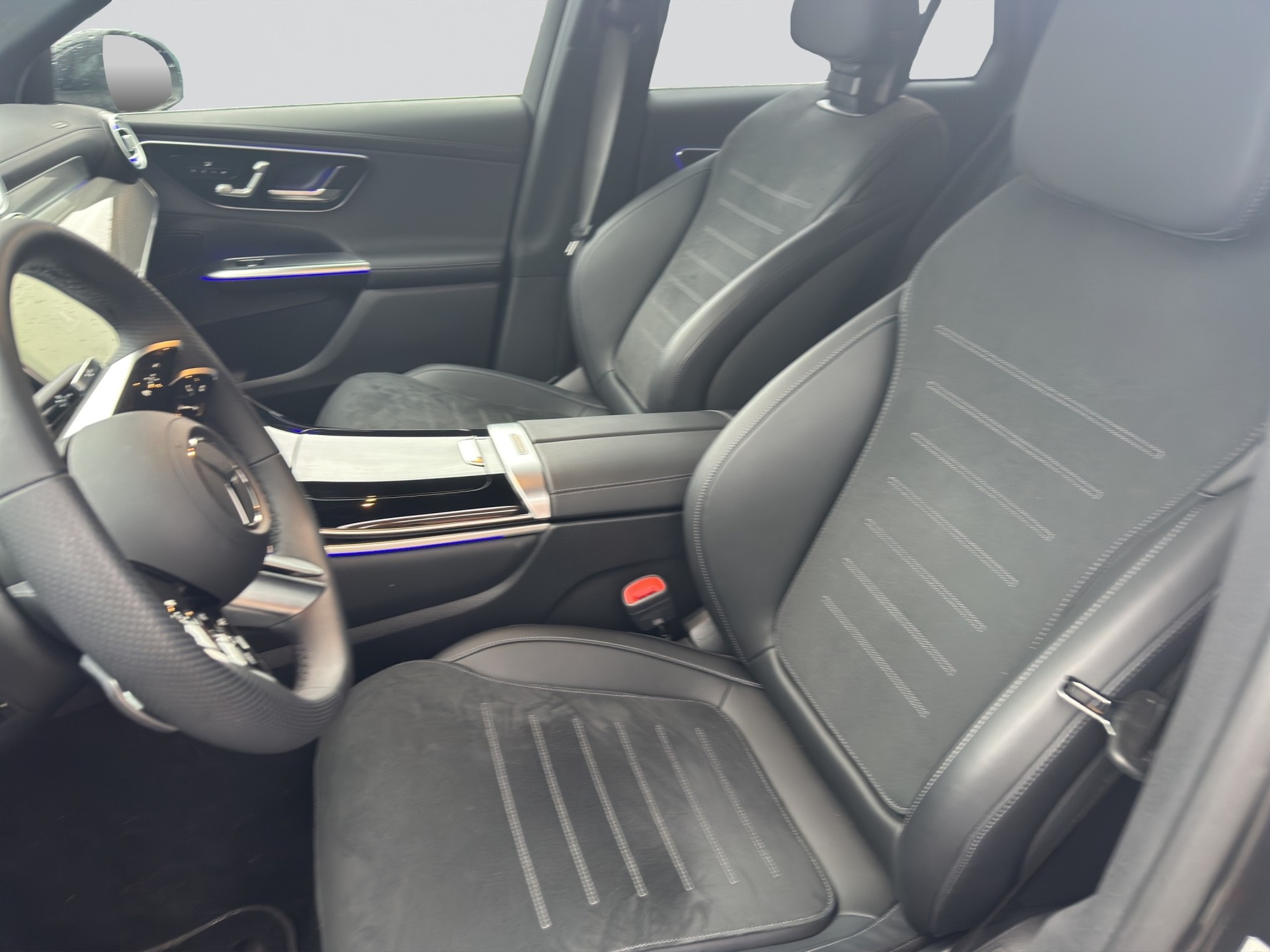 MERCEDES-BENZ GLC 300 d 4Matic 9G-Tronic AMG Edition-image-5