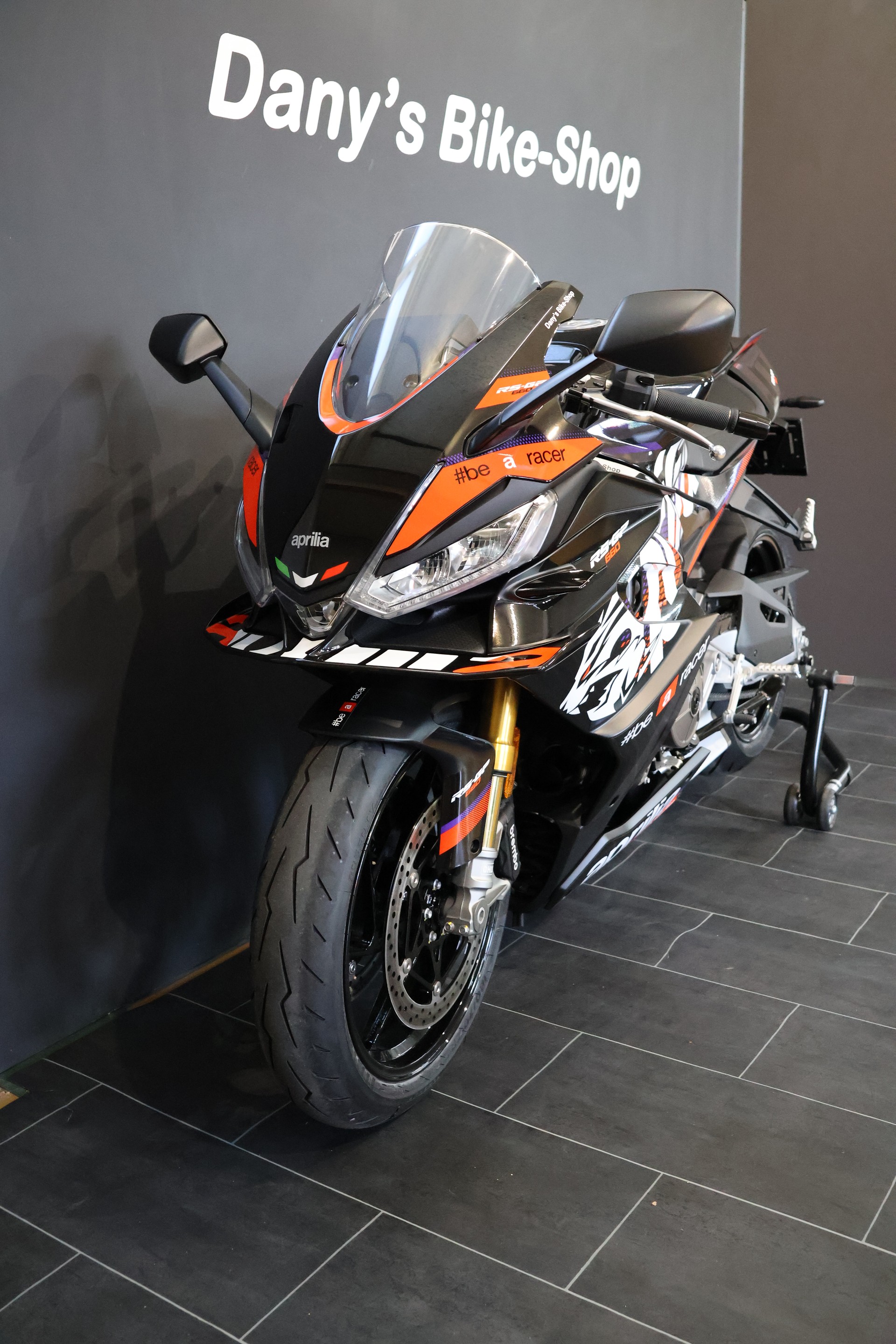 APRILIA RS-GP 660 Factory E5+ (35kW)-showroom-element-1
