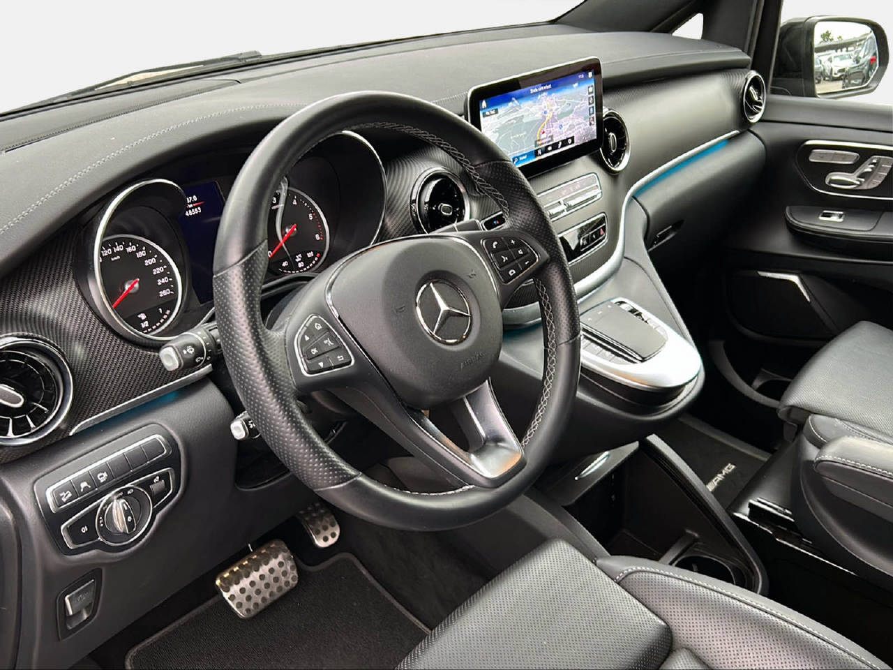 MERCEDES-BENZ V 300 d Avantgarde lang Van-image-2