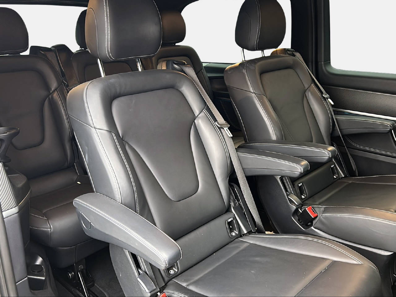 MERCEDES-BENZ V 300 d Avantgarde lang Van-image-6