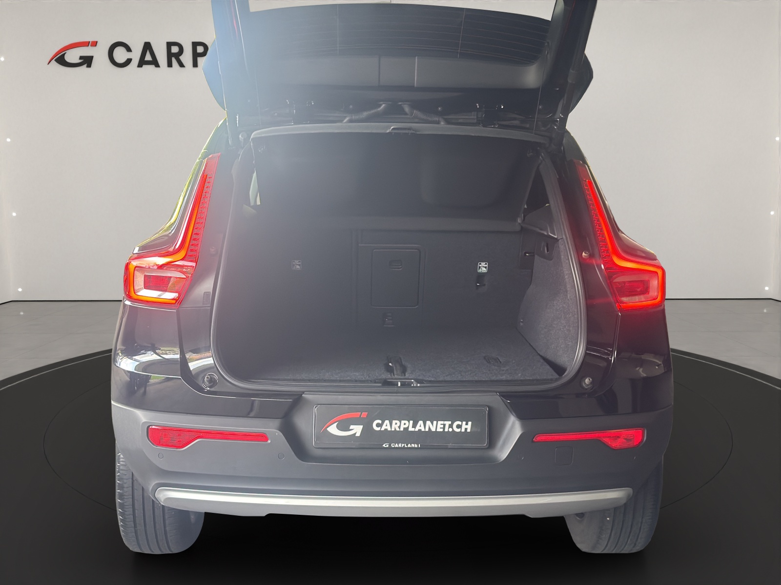 VOLVO XC40 1.5 T3 Momentum-image-17