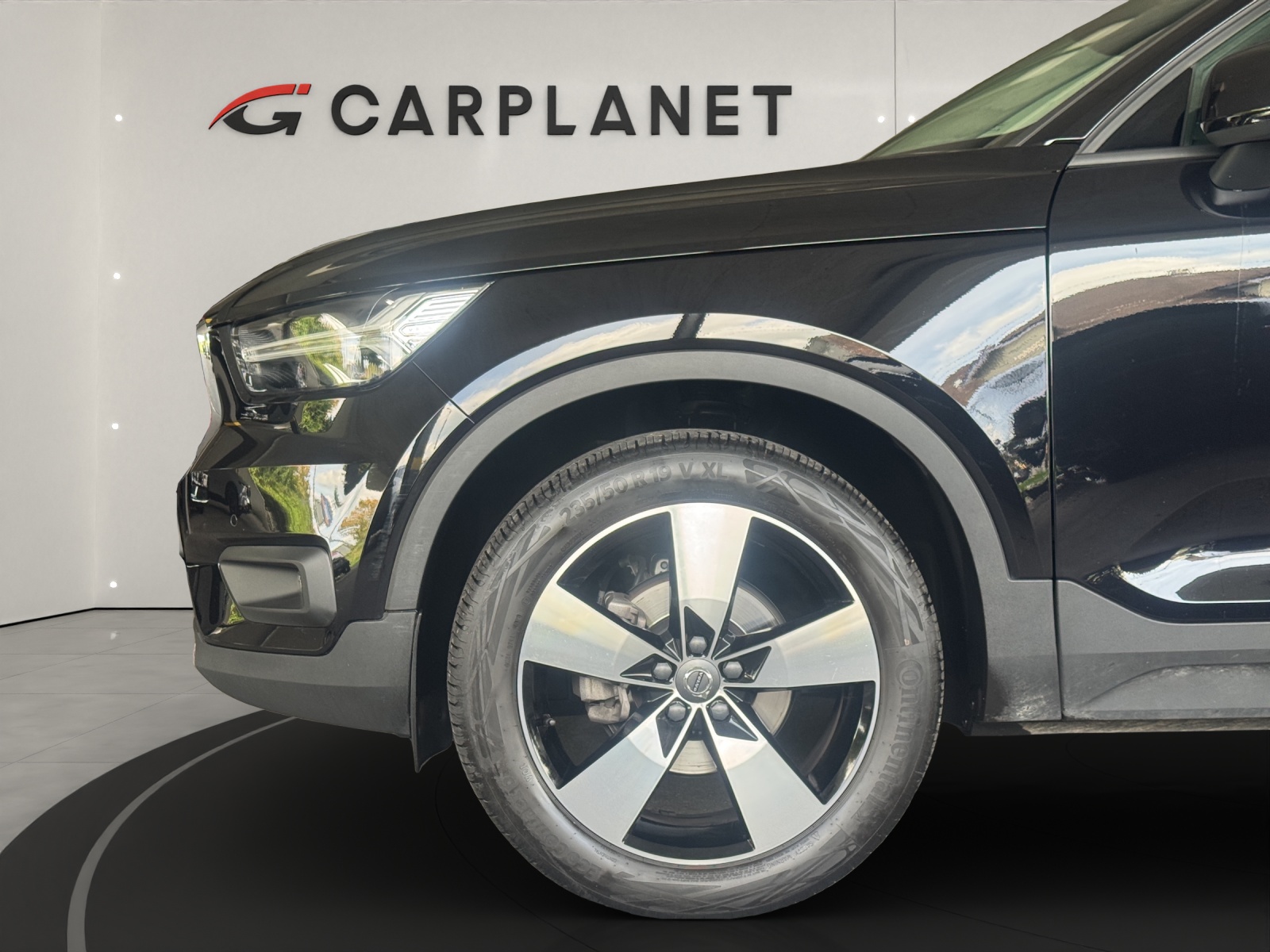 VOLVO XC40 1.5 T3 Momentum-image-3