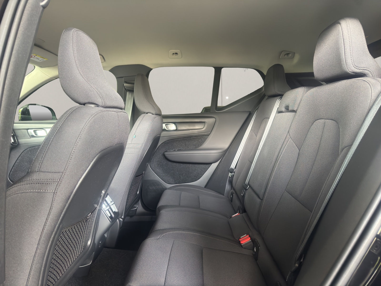 VOLVO XC40 1.5 T3 Momentum-image-6