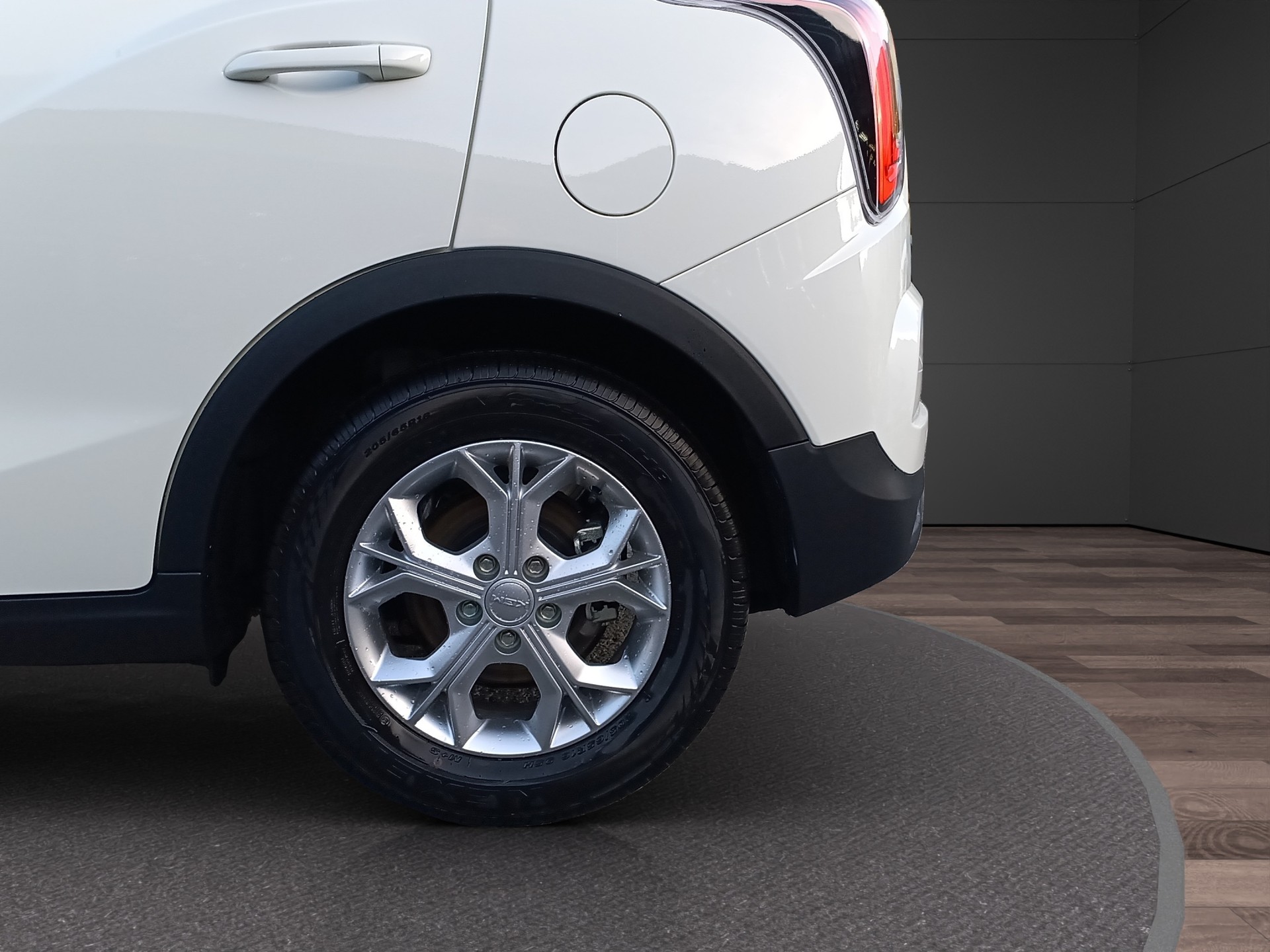 KGM-SsangYong Tivoli 1.5 T GDI Steel-image-9