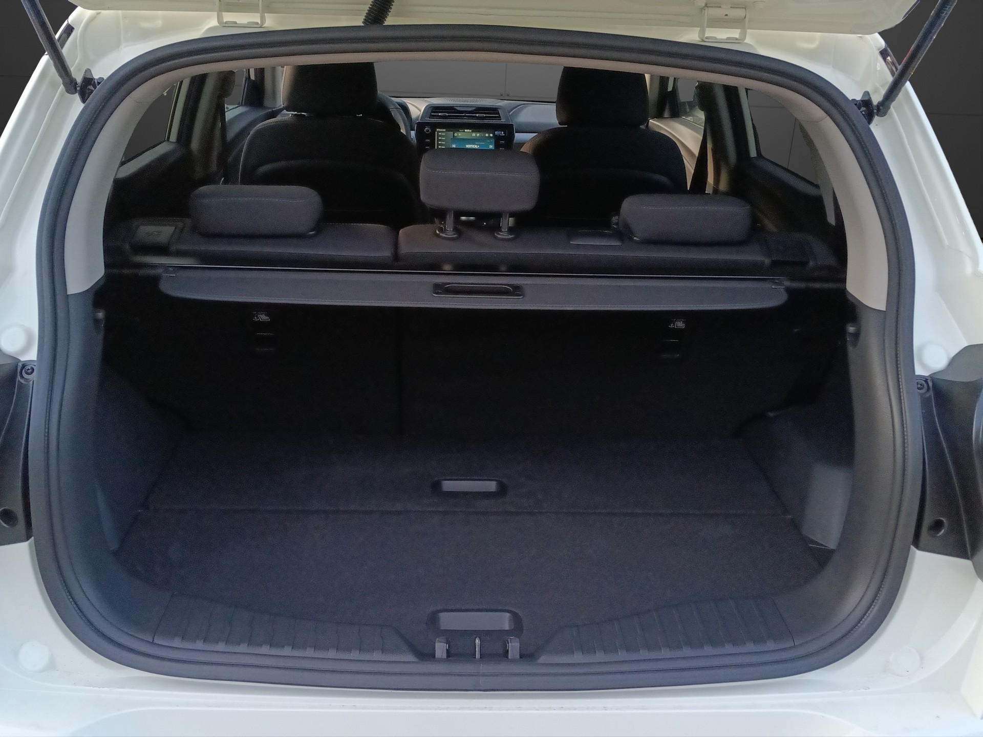 KGM-SsangYong Tivoli 1.5 T GDI Steel-image-21