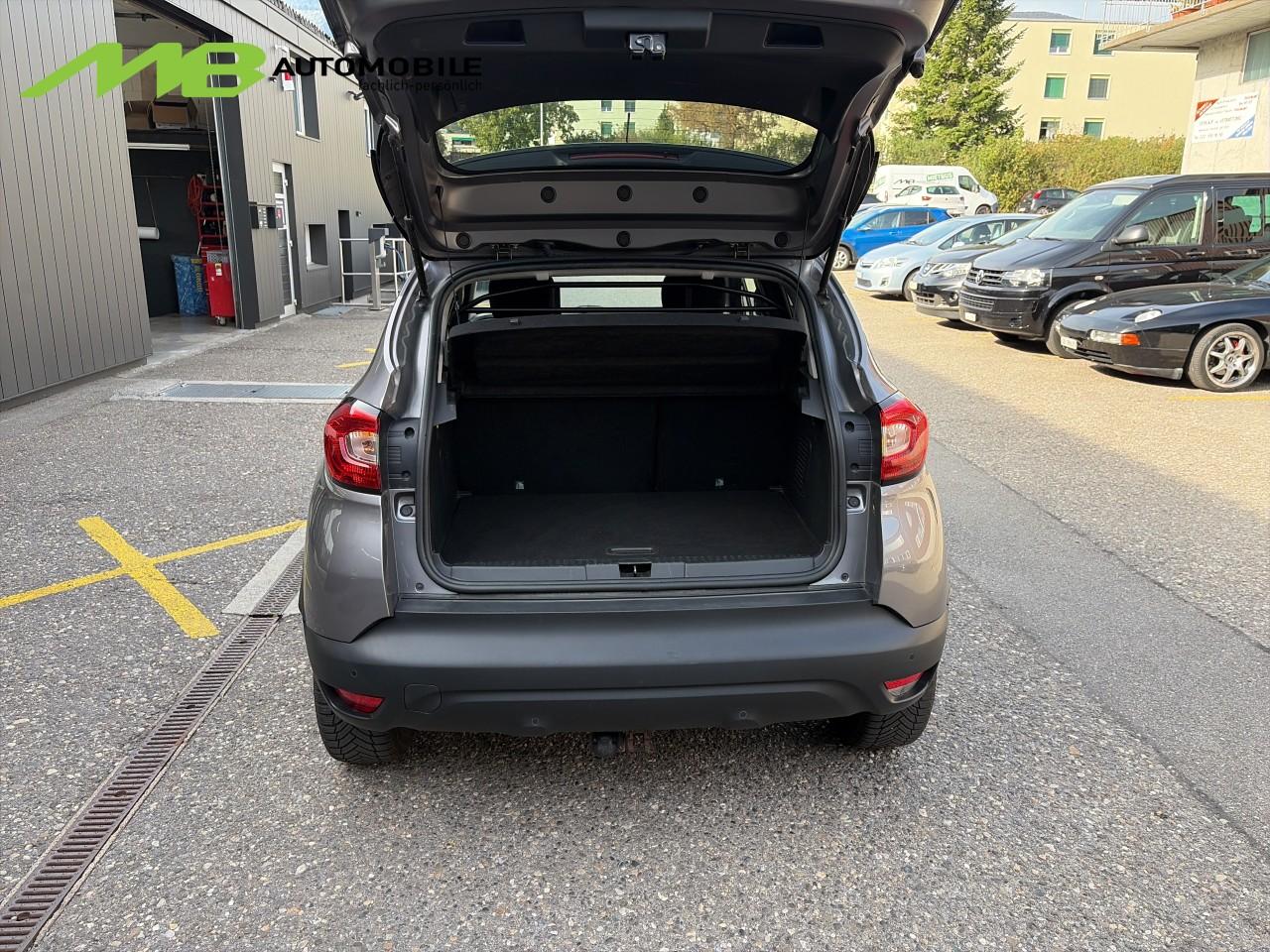 RENAULT Captur 1.2 TCe Privilege EDC S/S-image-11