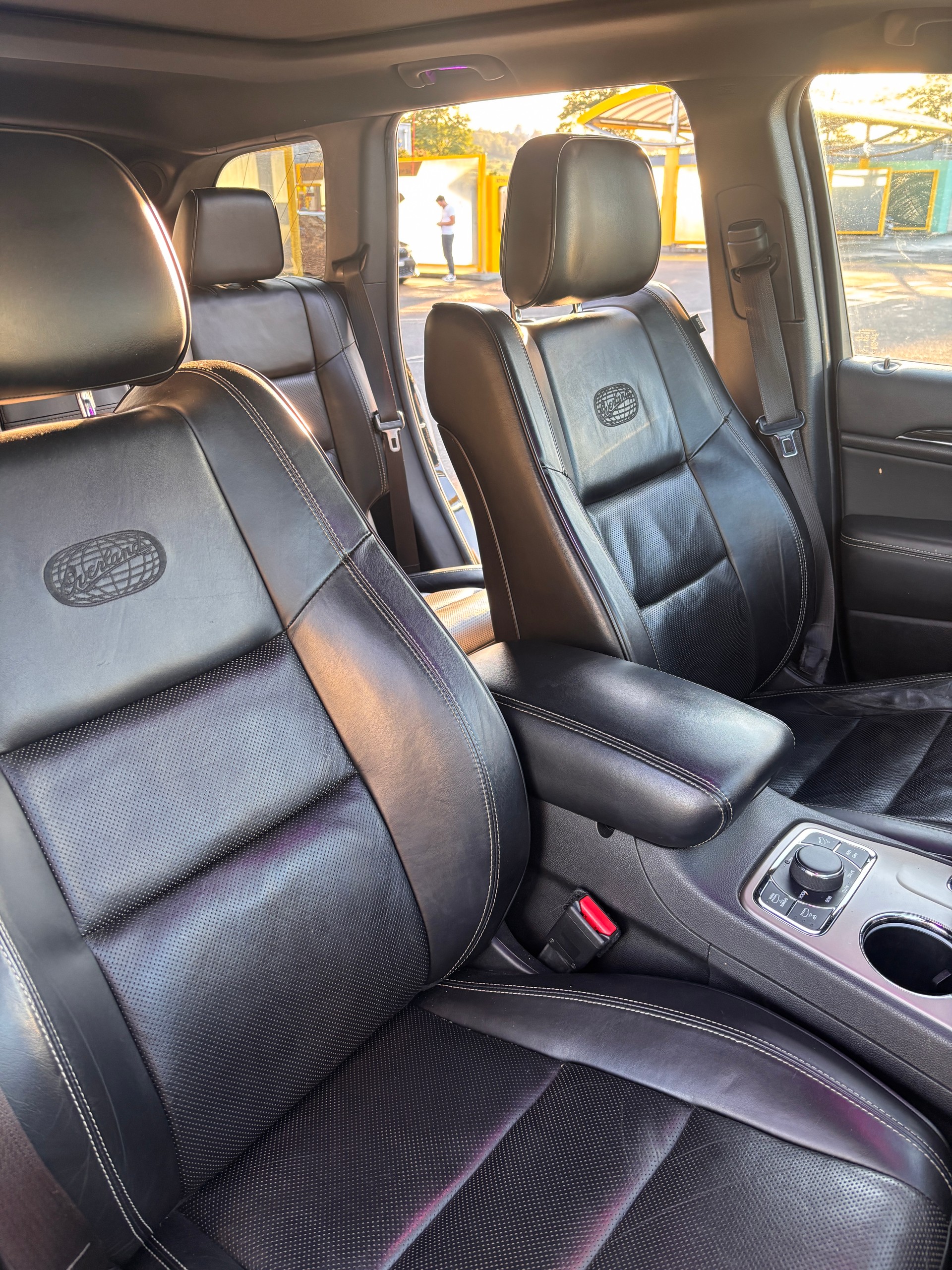 JEEP 3.0 CRD Overland Frisch ab MFK & Service-image-5
