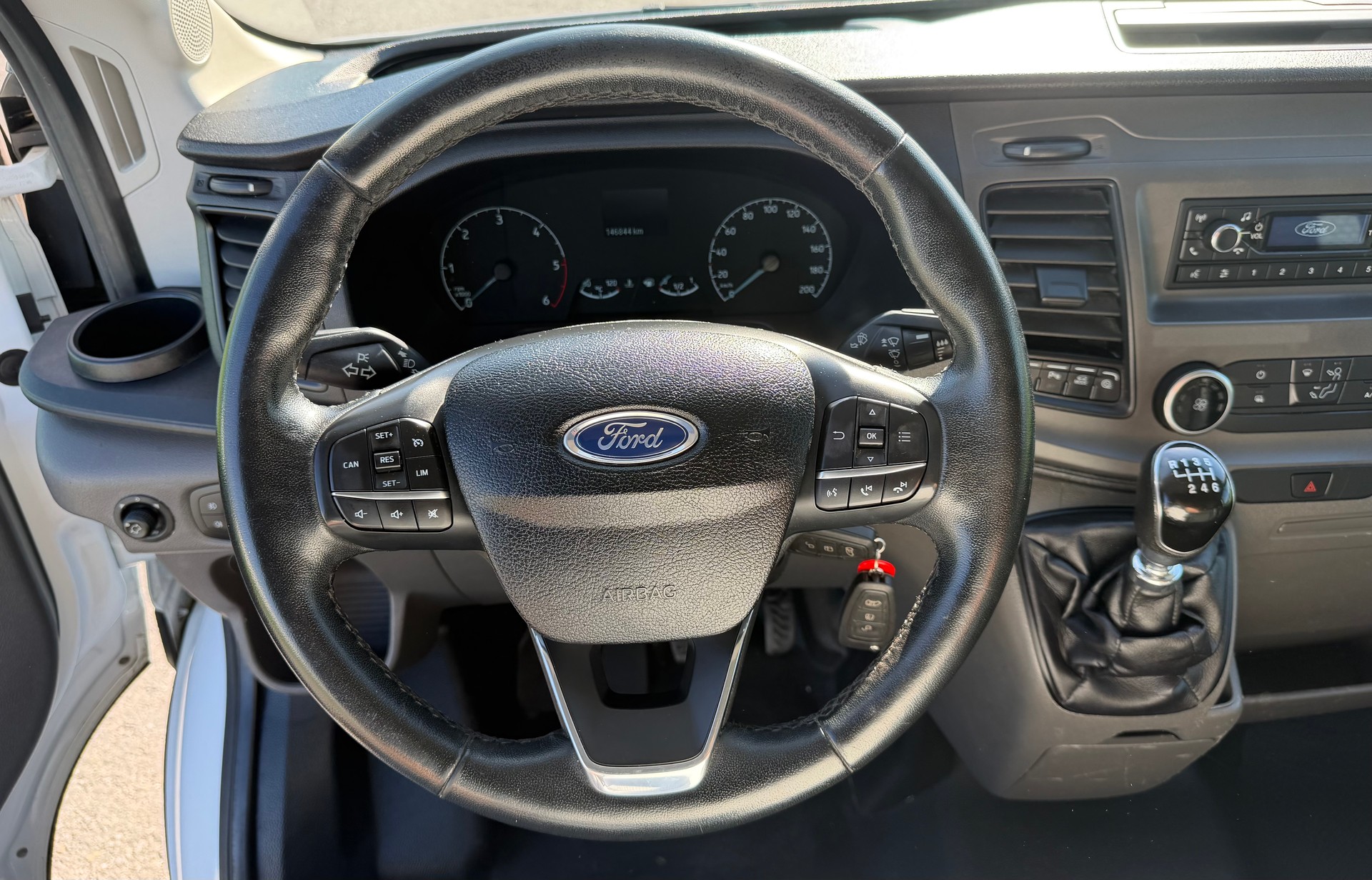 FORD Transit Van 350 L2 Limited 2.0 TDCi 185 FWD-image-12