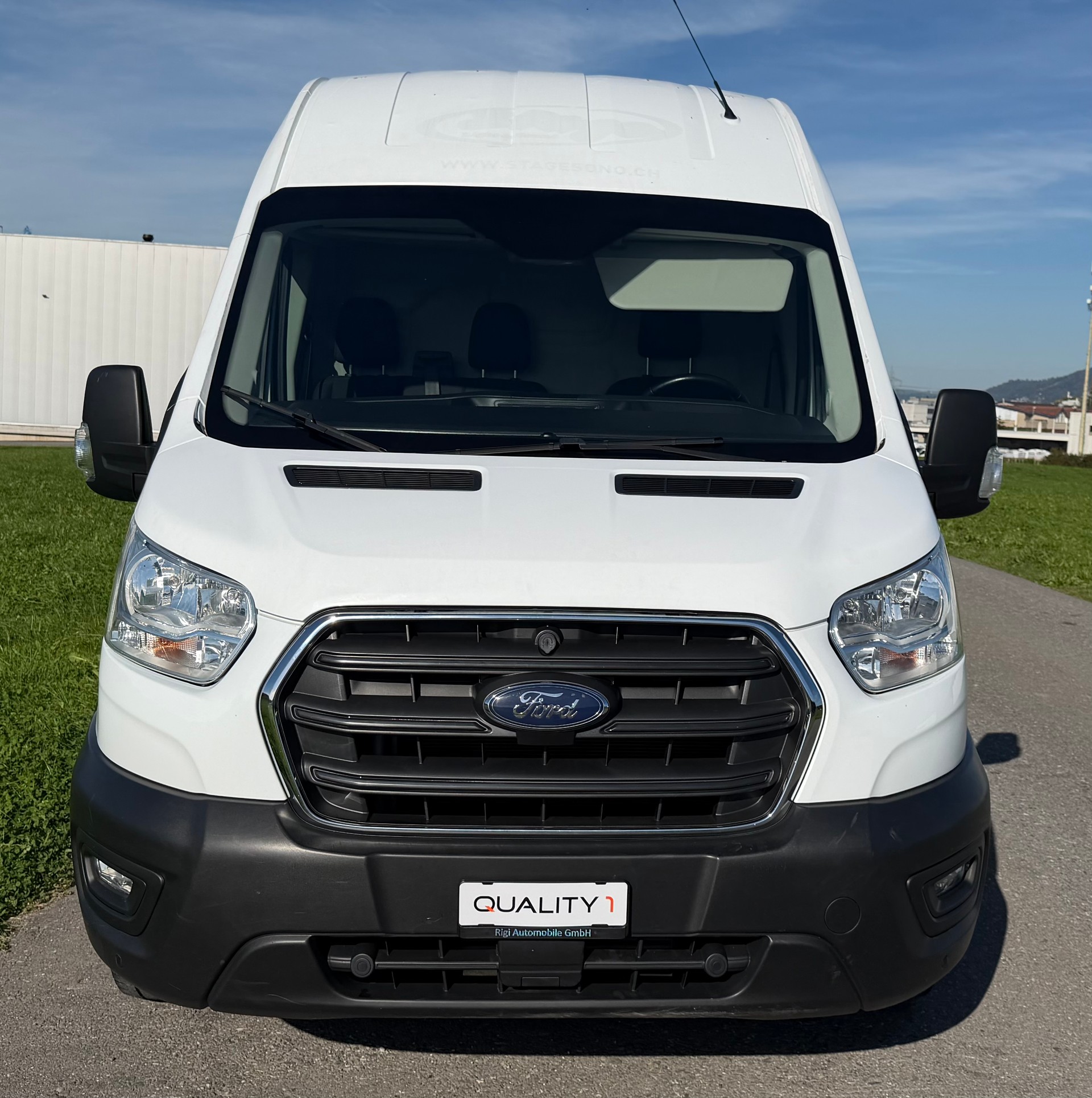 FORD Transit Van 350 L2 Limited 2.0 TDCi 185 FWD-image-6