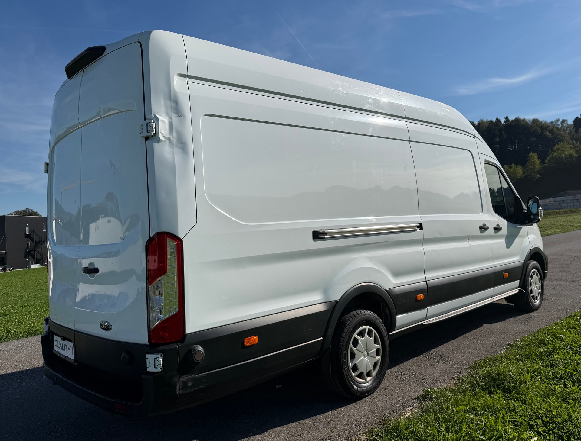 FORD Transit Van 350 L2 Limited 2.0 TDCi 185 FWD-image-5