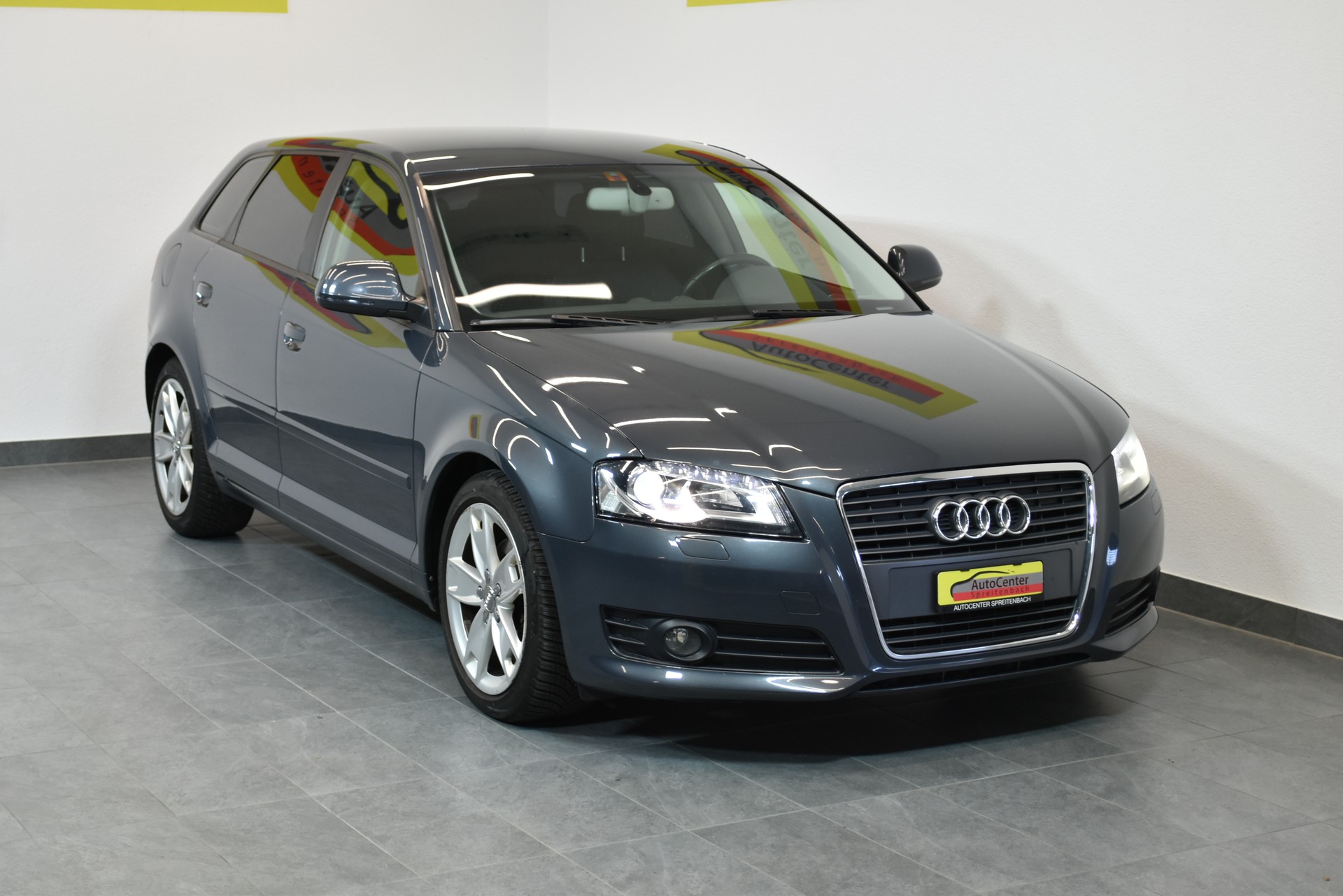 AUDI A3 Sportback 2.0 TDI Ambition S-tronic-image-0