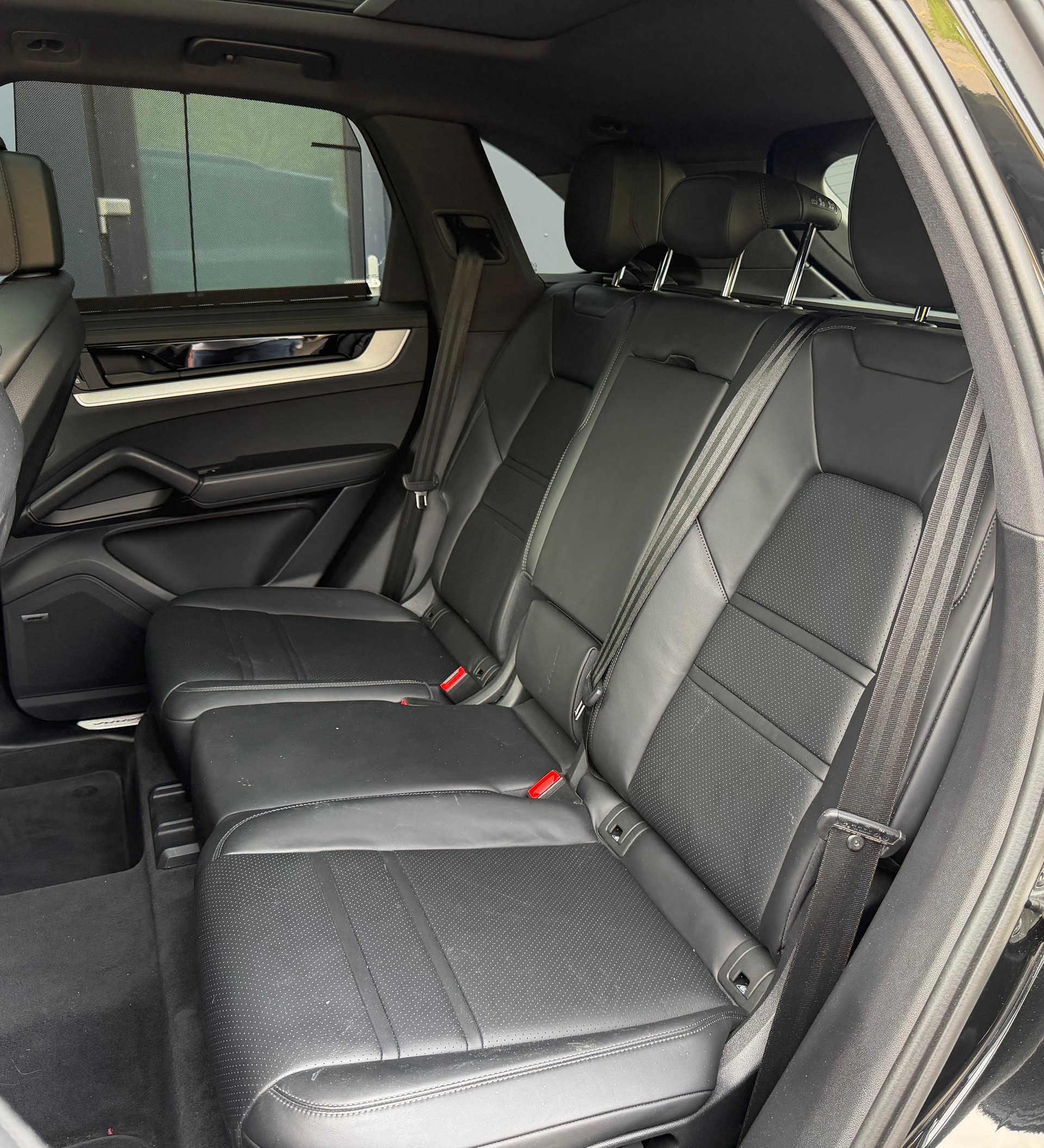 PORSCHE Cayenne E-Hybrid Tiptronic-image-10