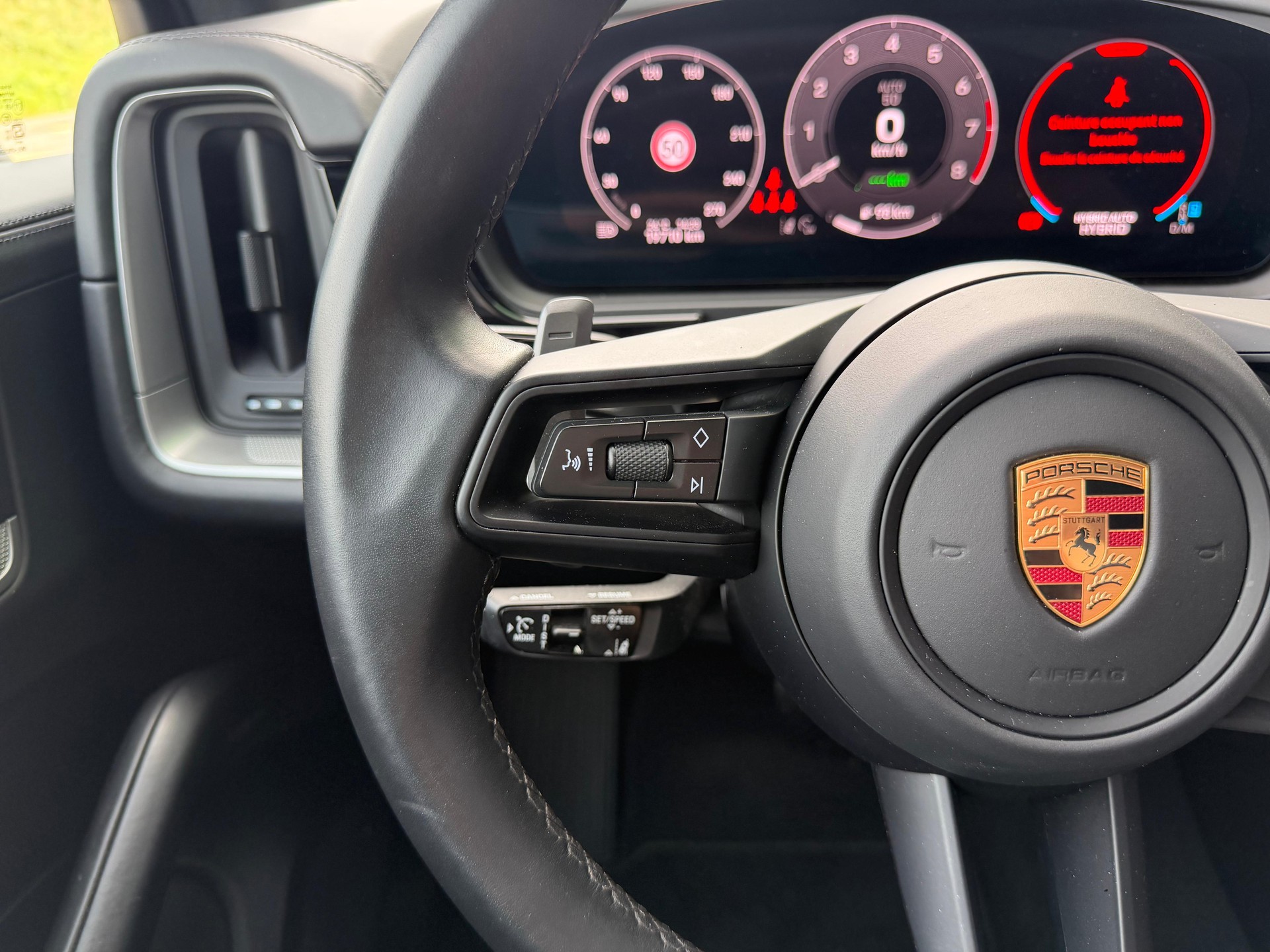 PORSCHE Cayenne E-Hybrid Tiptronic-image-18