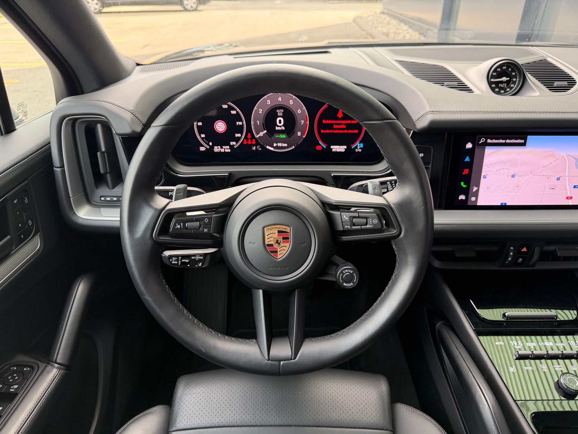 PORSCHE Cayenne E-Hybrid Tiptronic-image-17