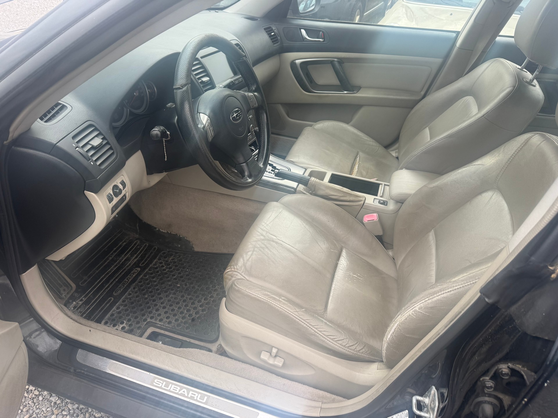 SUBARU Outback 3.0R AWD H6 Automatic-image-4