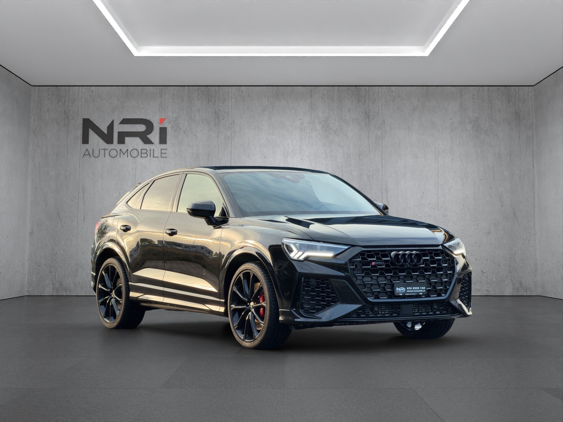 AUDI RS Q3 Sportback 2.5 TFSI quattro S-Tronic-image-2