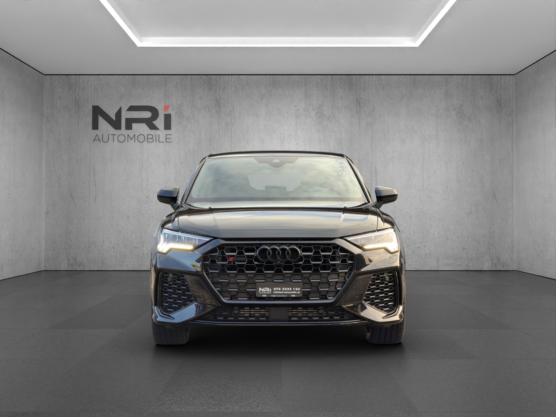 AUDI RS Q3 Sportback 2.5 TFSI quattro S-Tronic-image-1