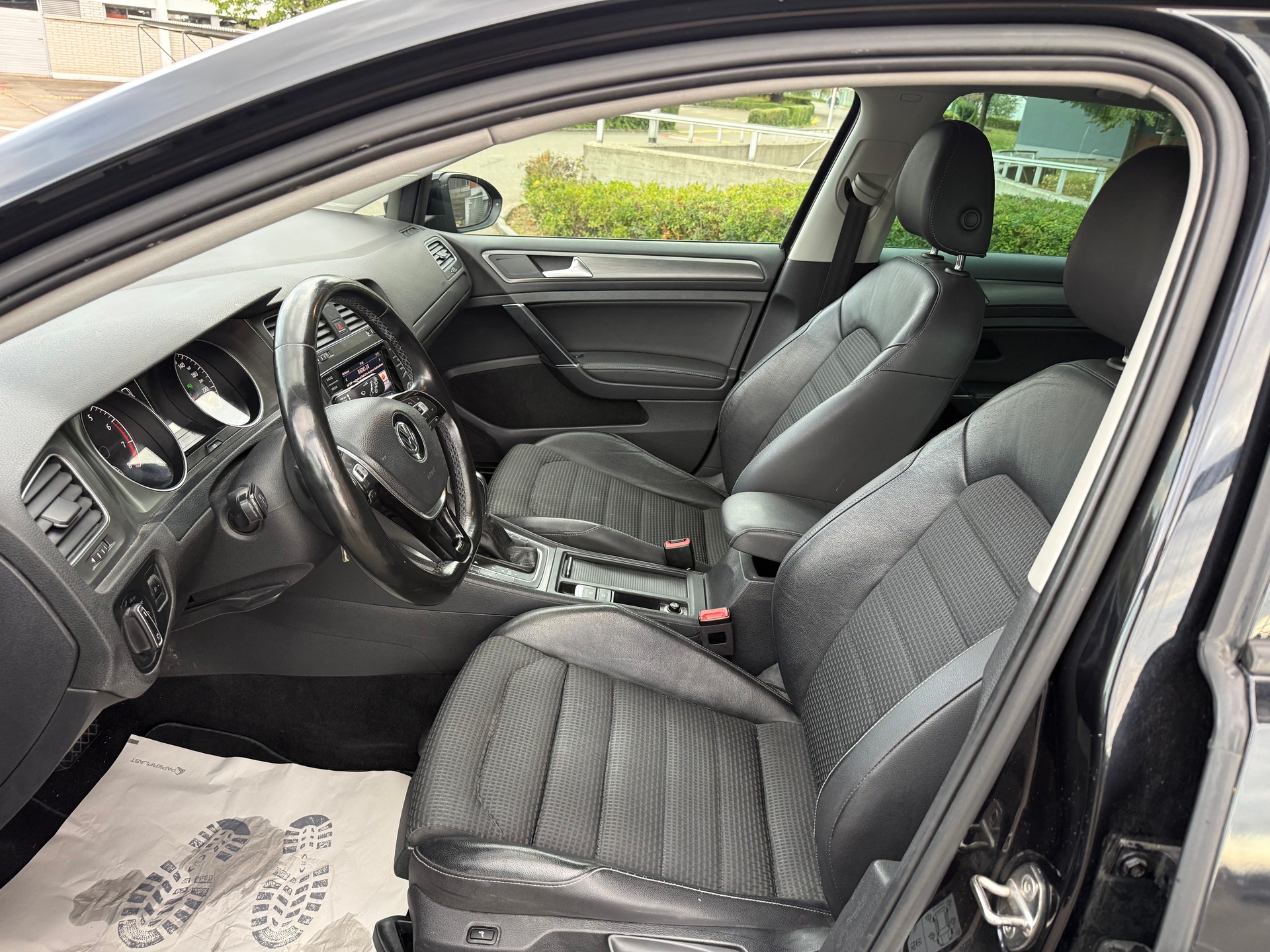 VW Golf 1.4 TSI Comfortline DSG-image-6